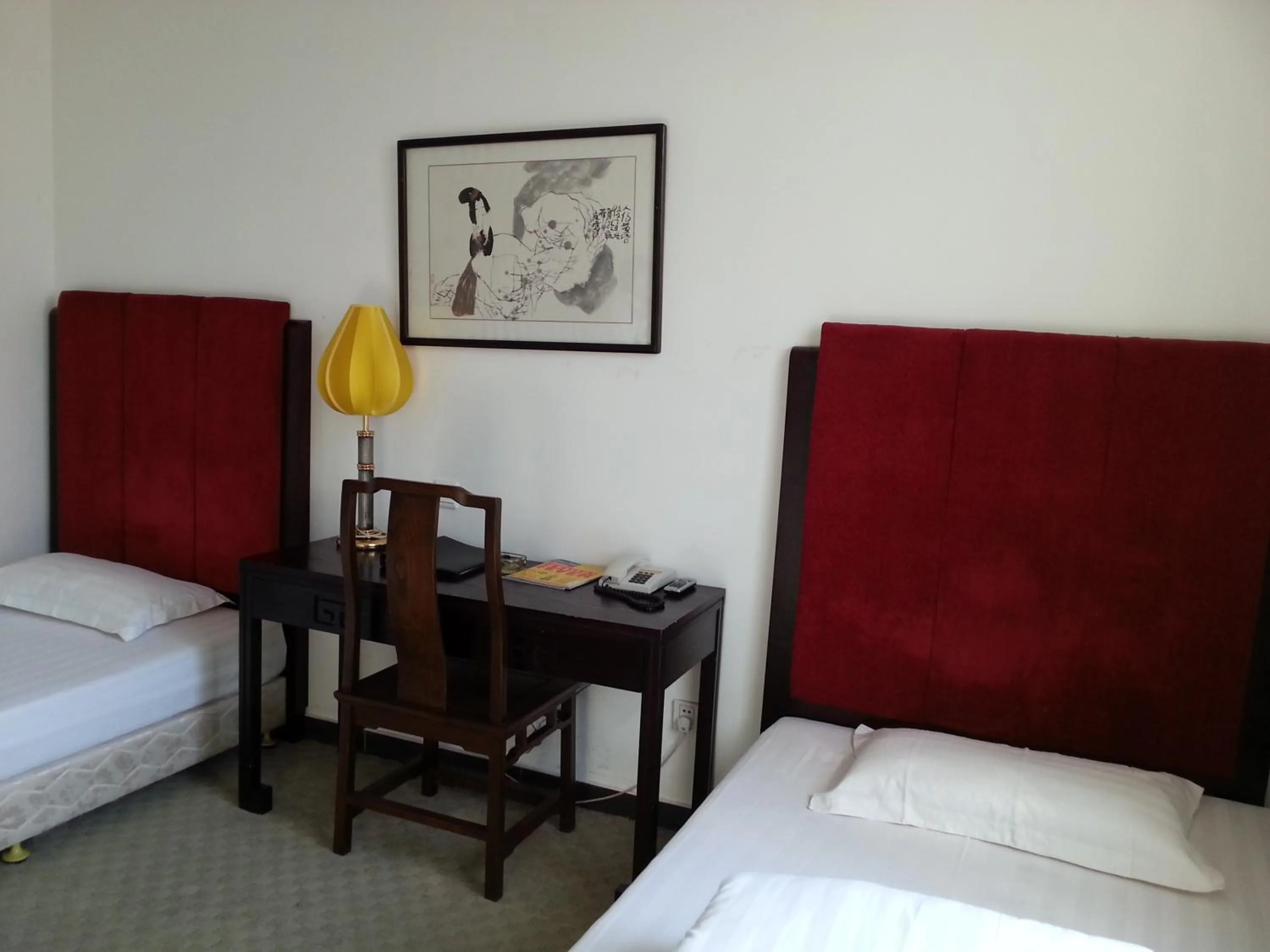 Bedroom, Seating Area in Ming Courtyard
