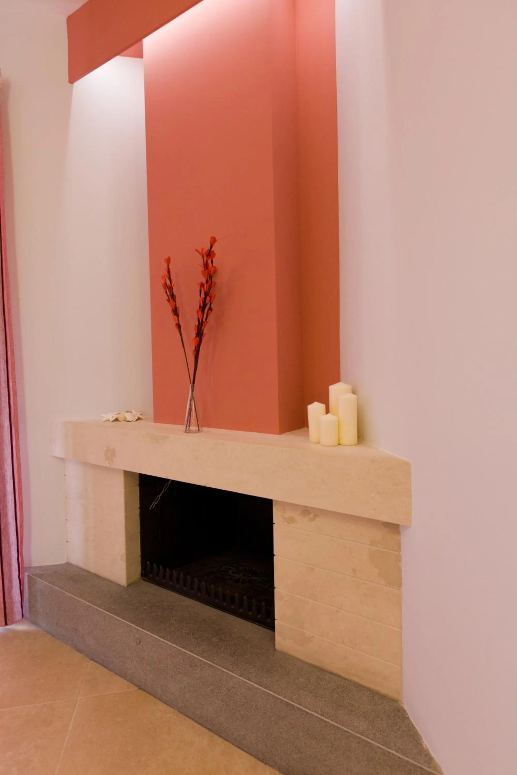 Decorative detail in Aenaon Rooms