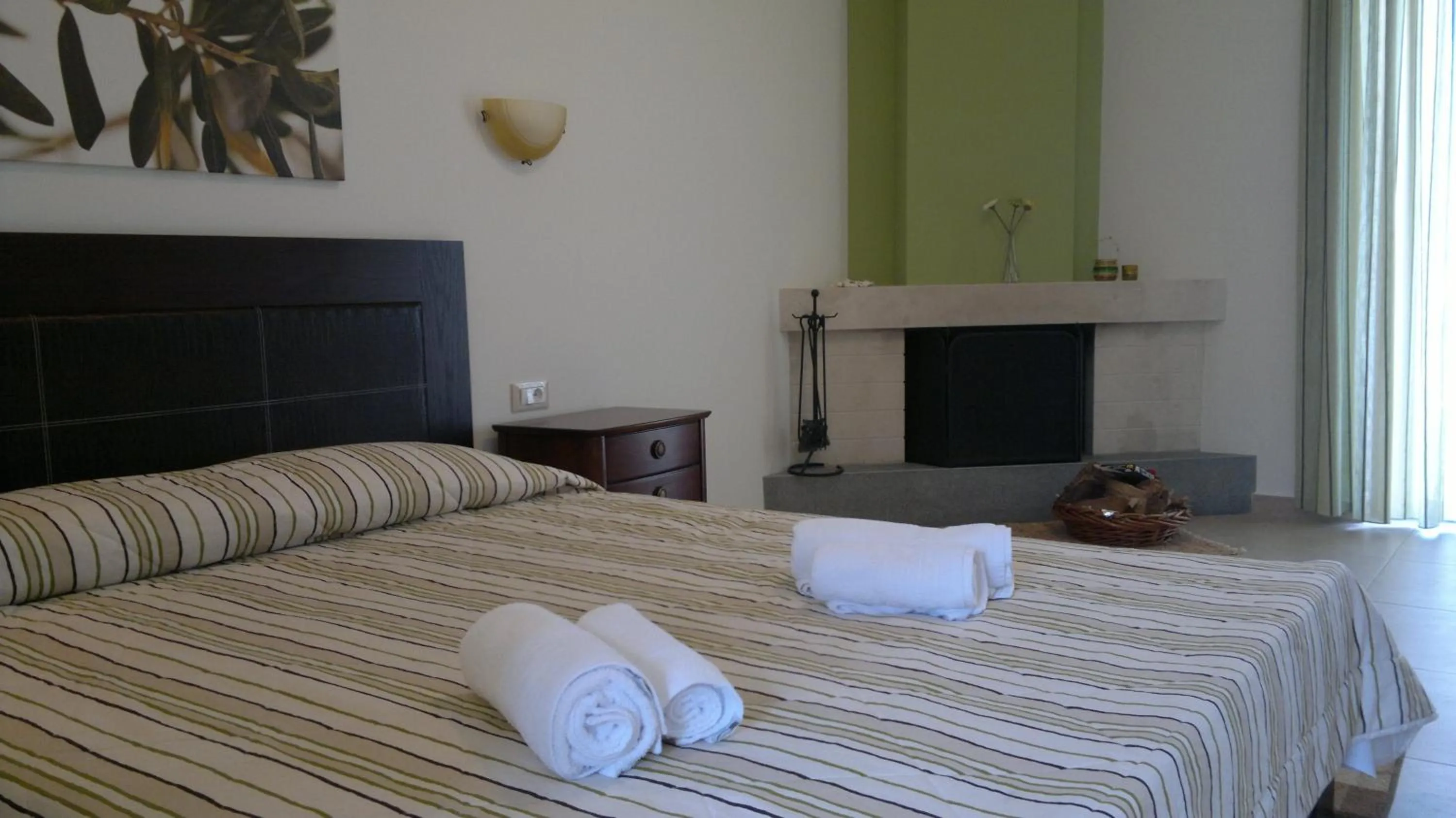 Decorative detail, Bed in Aenaon Rooms