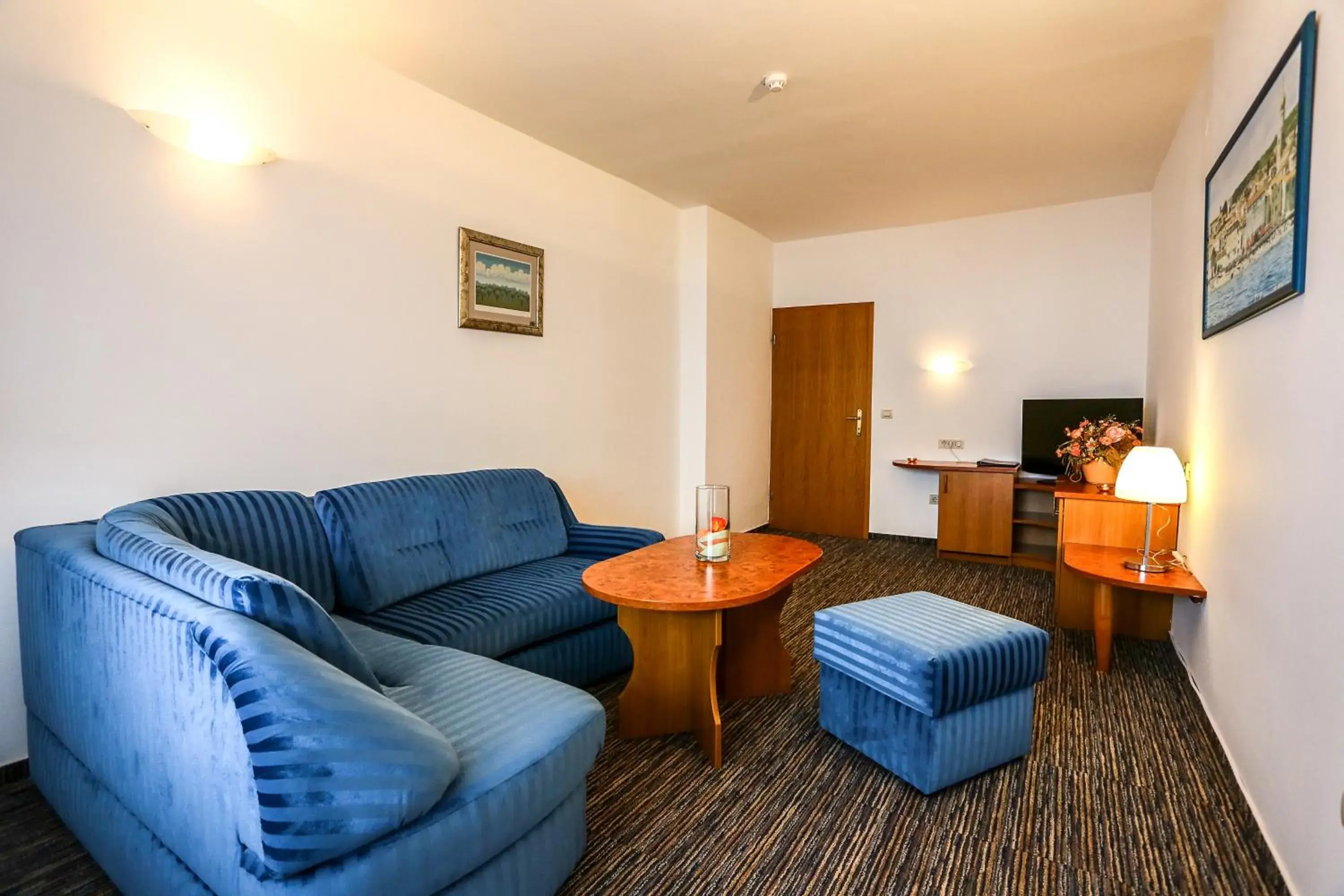 Suite with Balcony and Sea View in Hotel Dražica - Hotel Resort Dražica Suite with Balcony and Sea View in Hotel Dražica - Hotel Resort Dražica