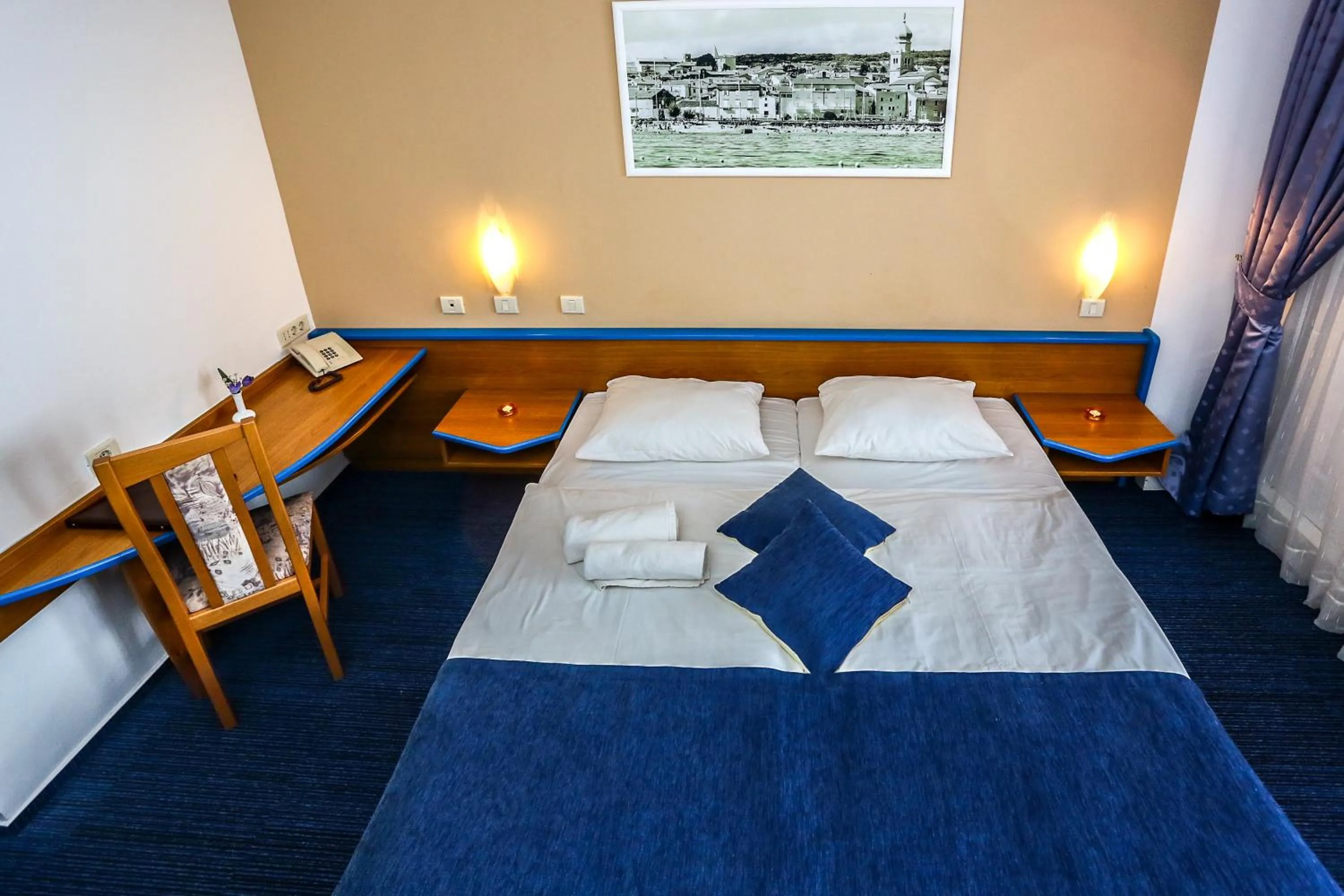 Bed in Hotel Dražica - Hotel Resort Dražica