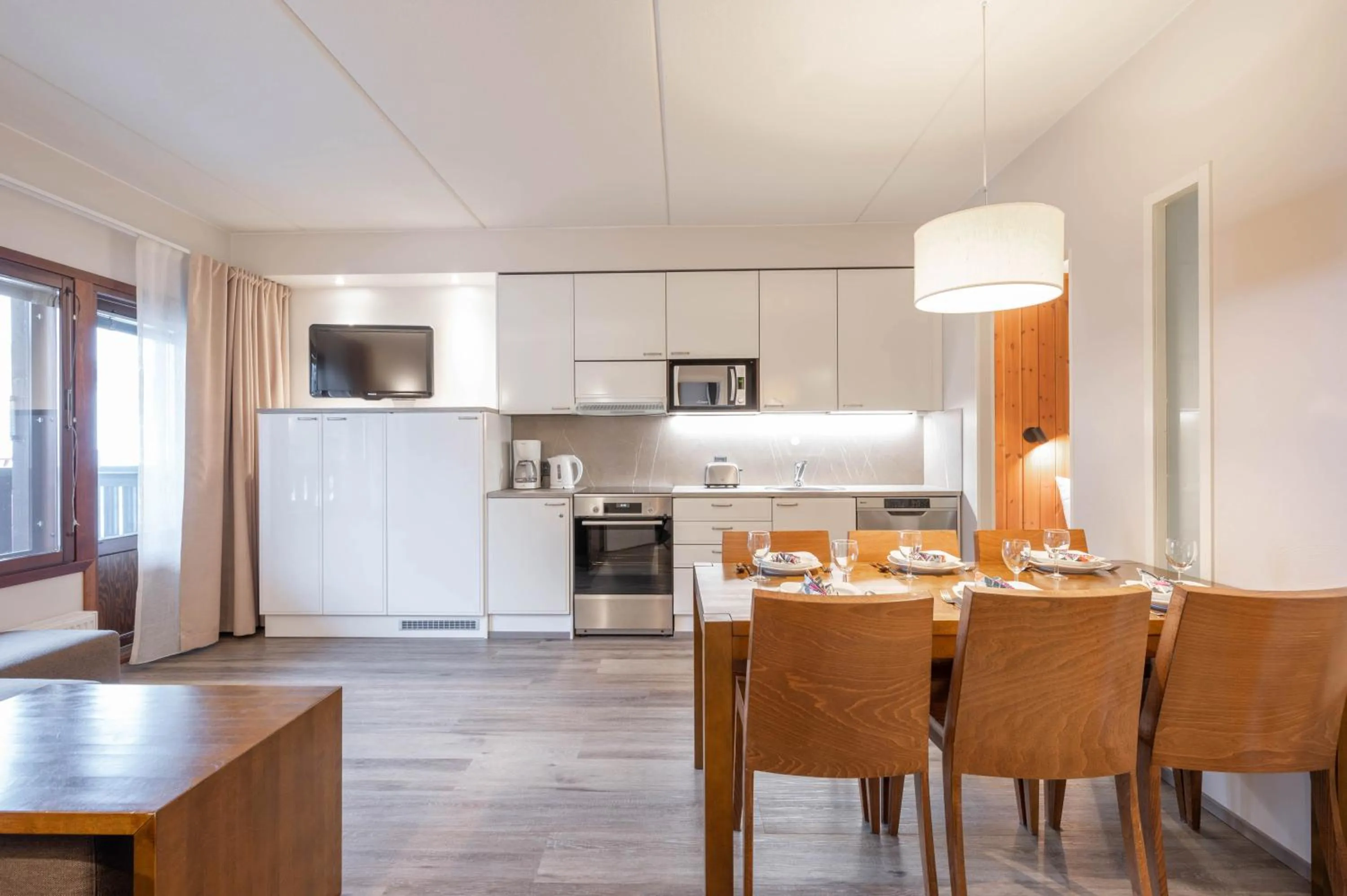 Seating area in Ski-Inn RukaVillage