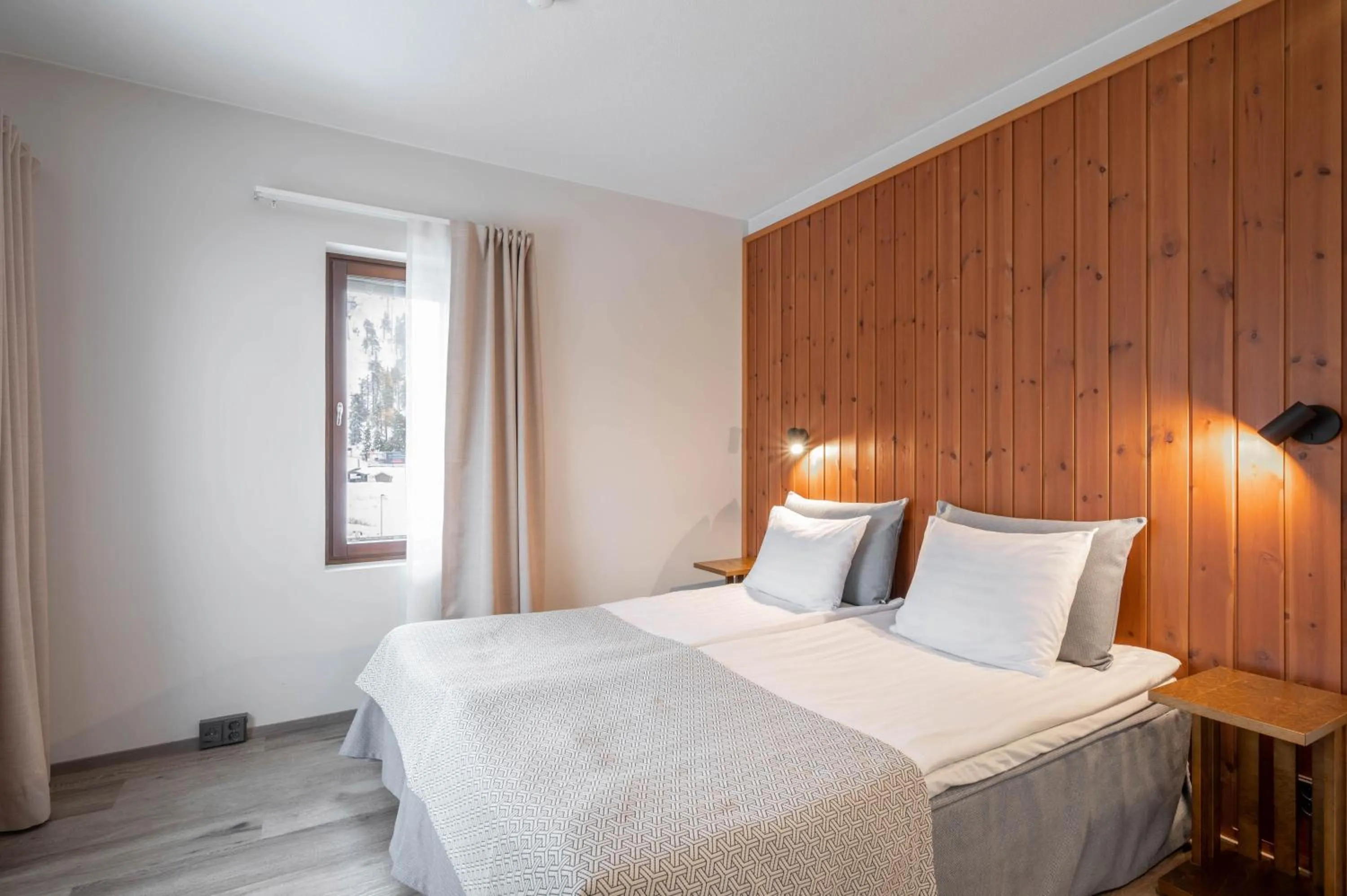 Decorative detail, Bed in Ski-Inn RukaVillage