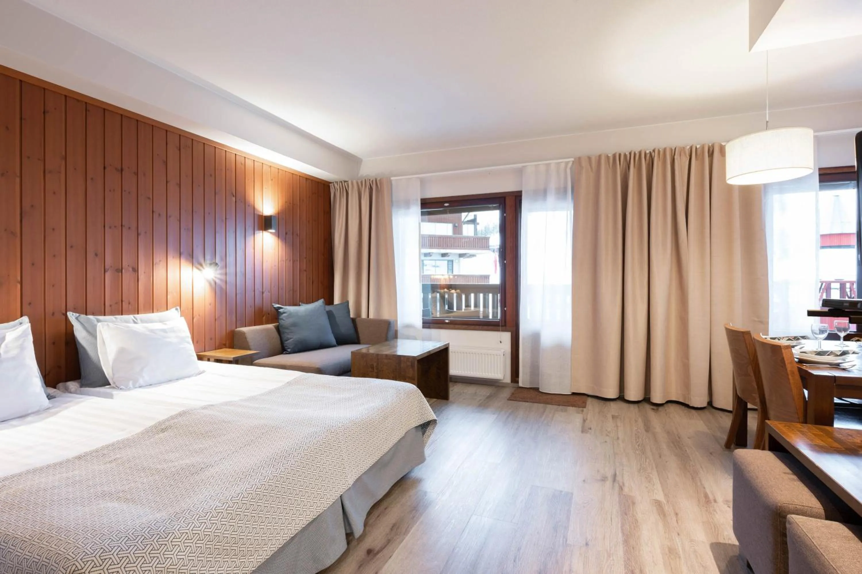 Decorative detail, Bed in Ski-Inn RukaVillage