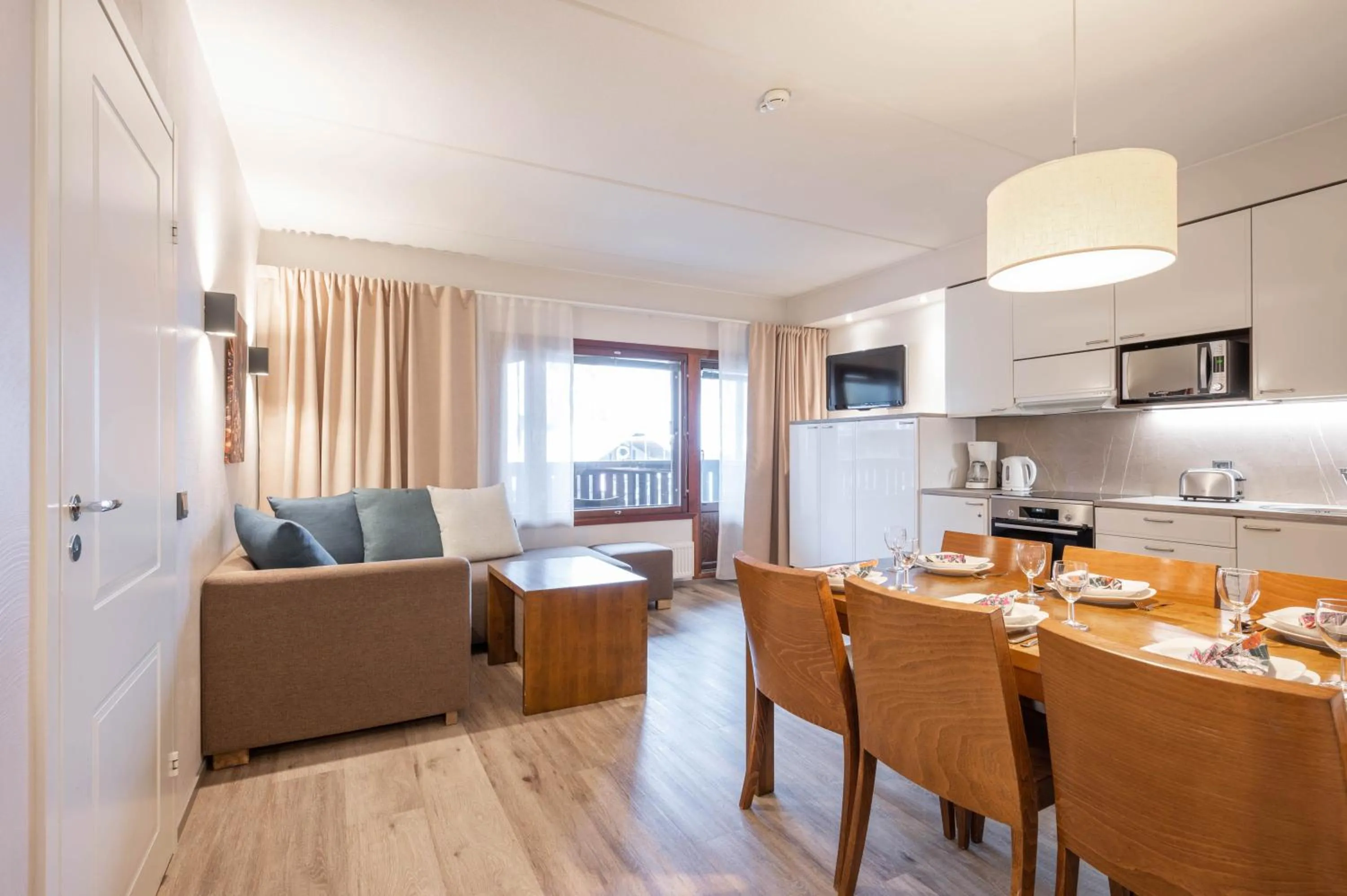 Seating area in Ski-Inn RukaVillage