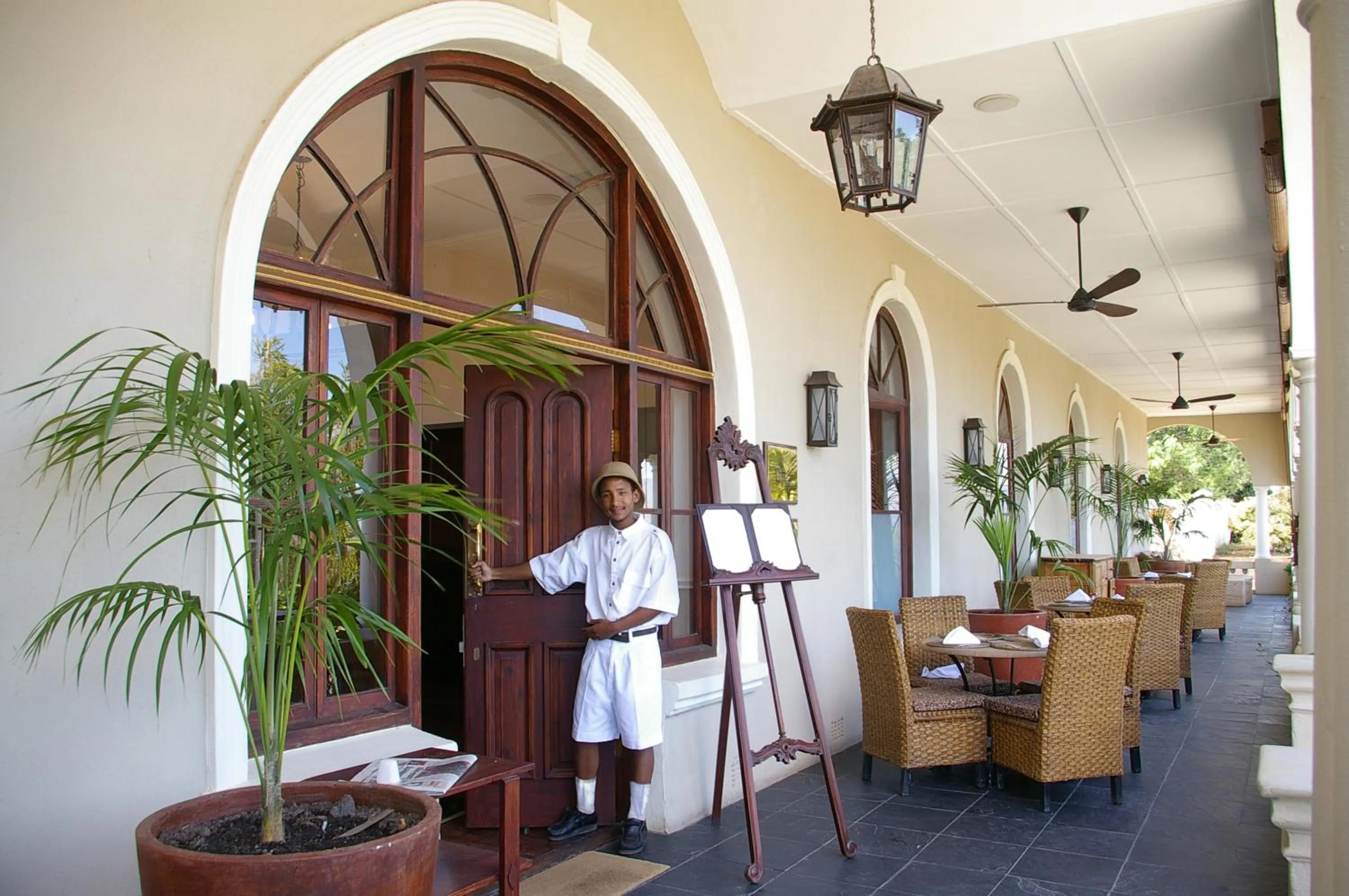 Facade/entrance in The Royal Hotel