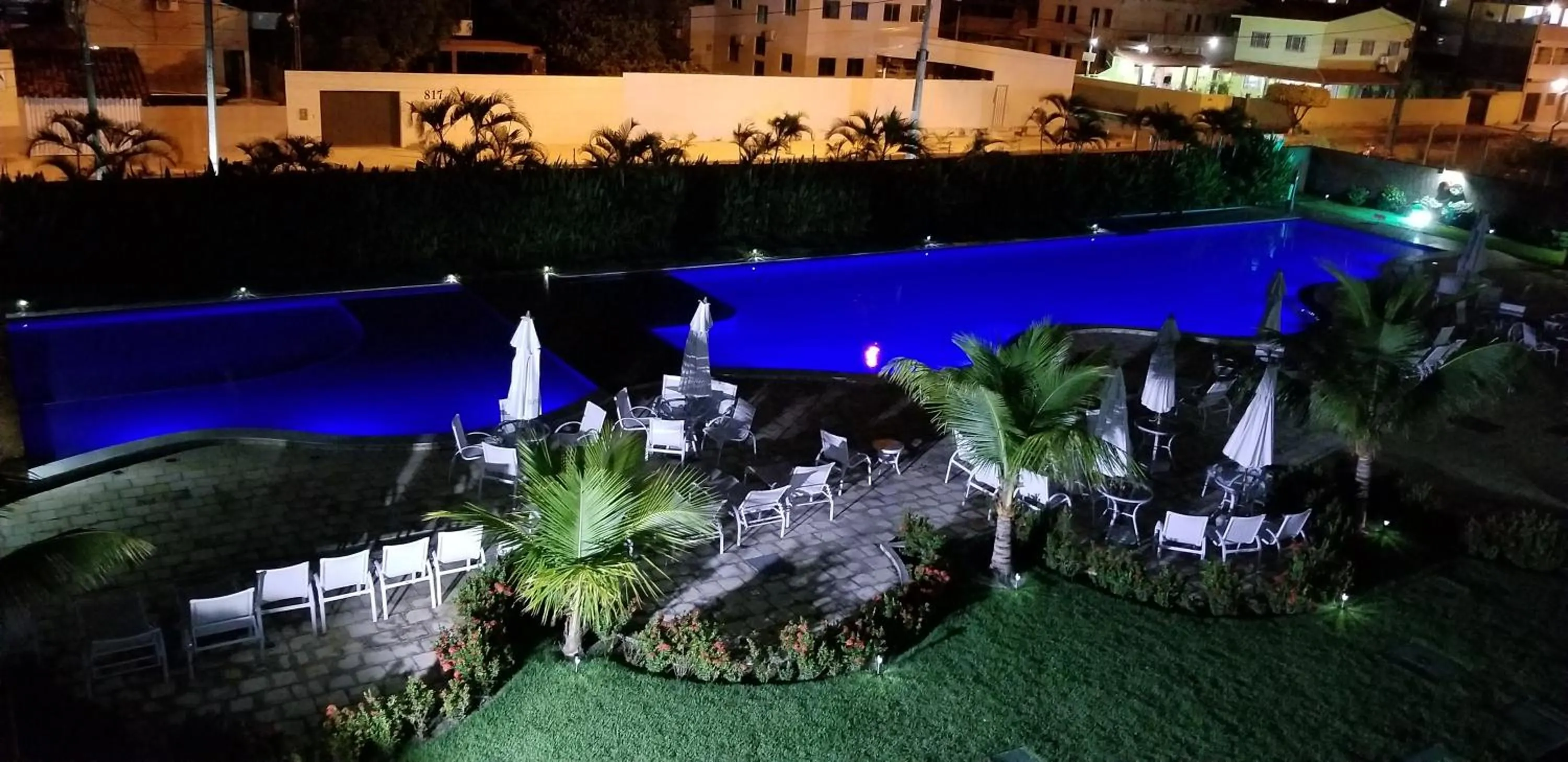 Pool view in Laguna Beach Flat - LUXO