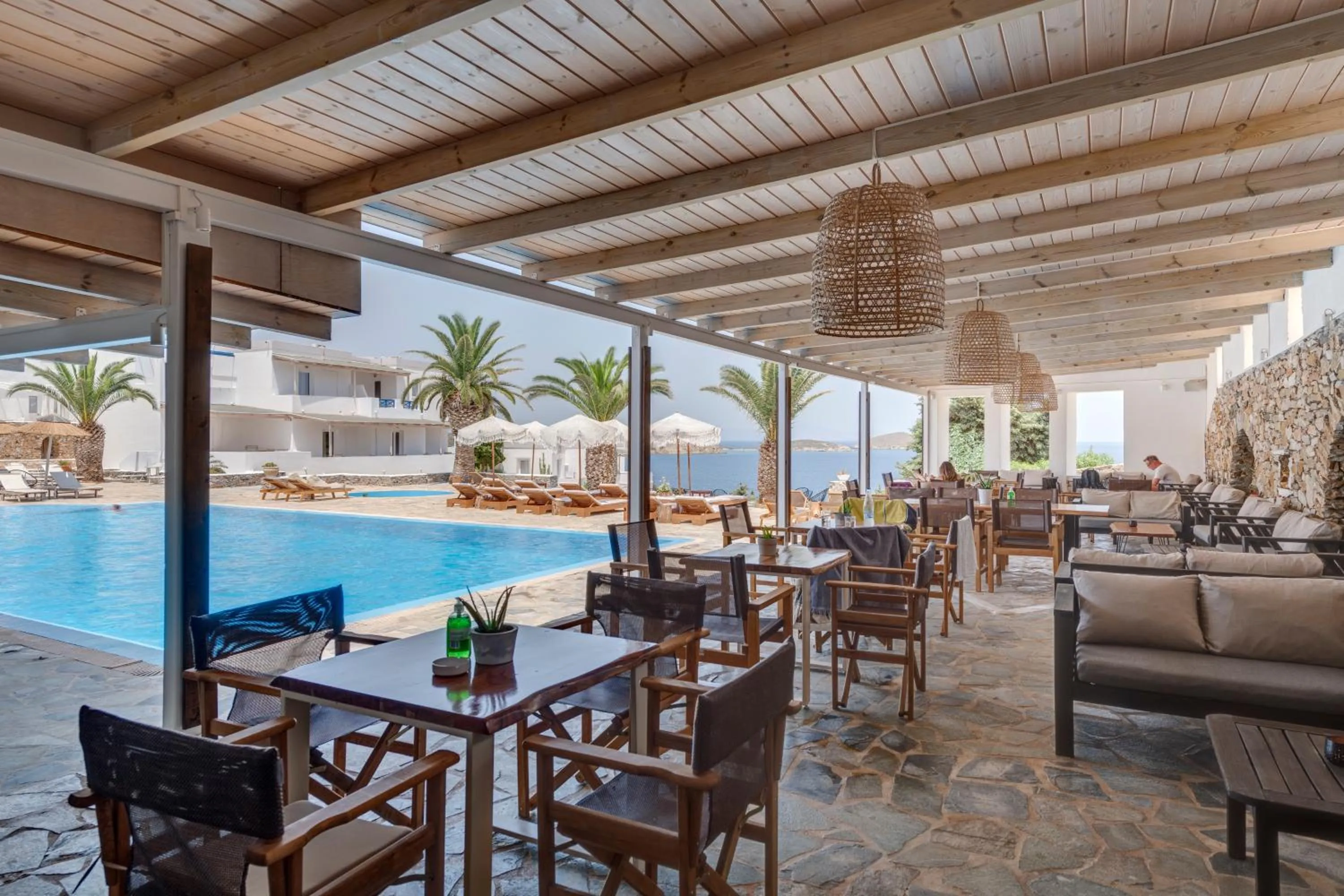 Restaurant/places to eat in Faros Resort