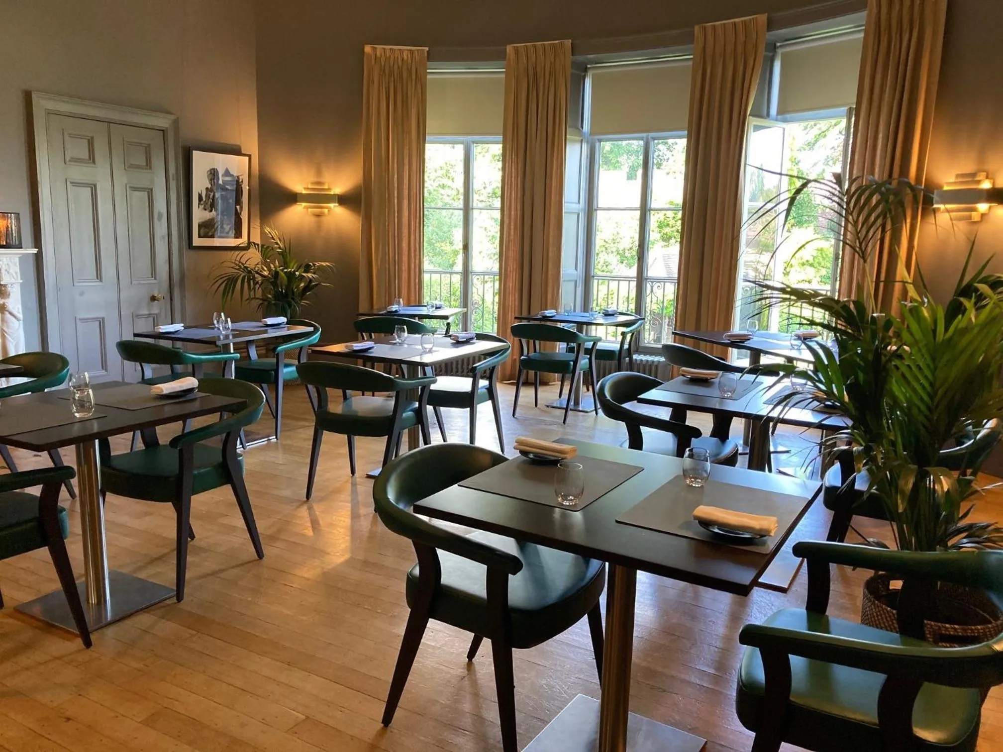 Restaurant/places to eat in Grays Court Hotel