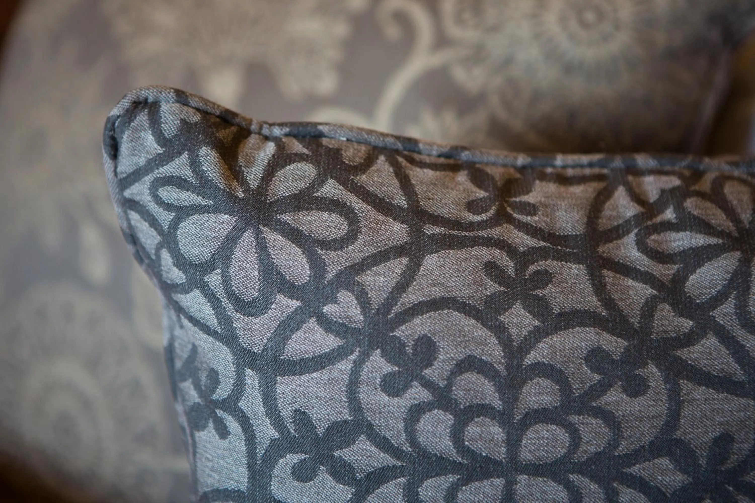 Decorative detail in Grays Court Hotel