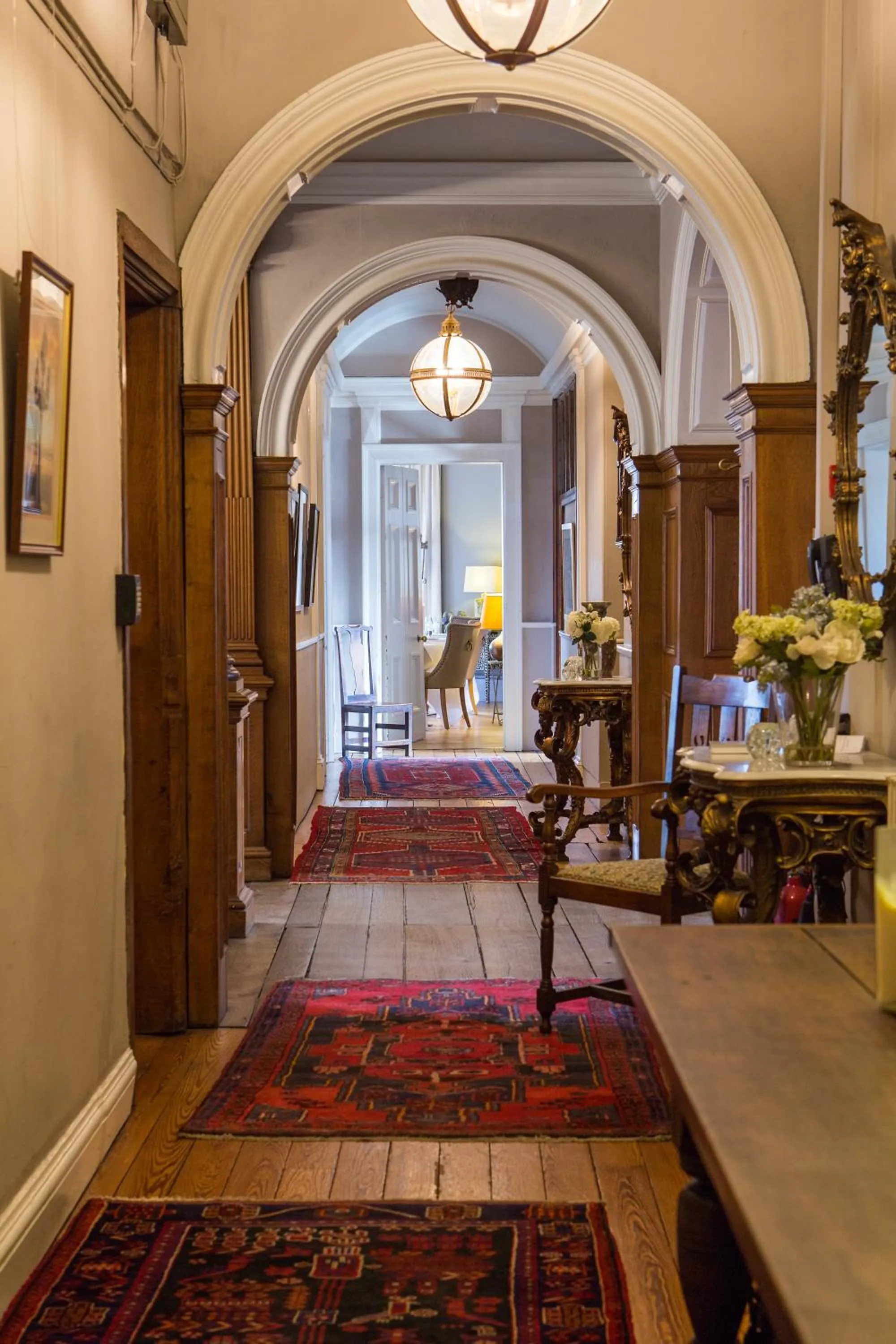 Restaurant/places to eat in Grays Court Hotel