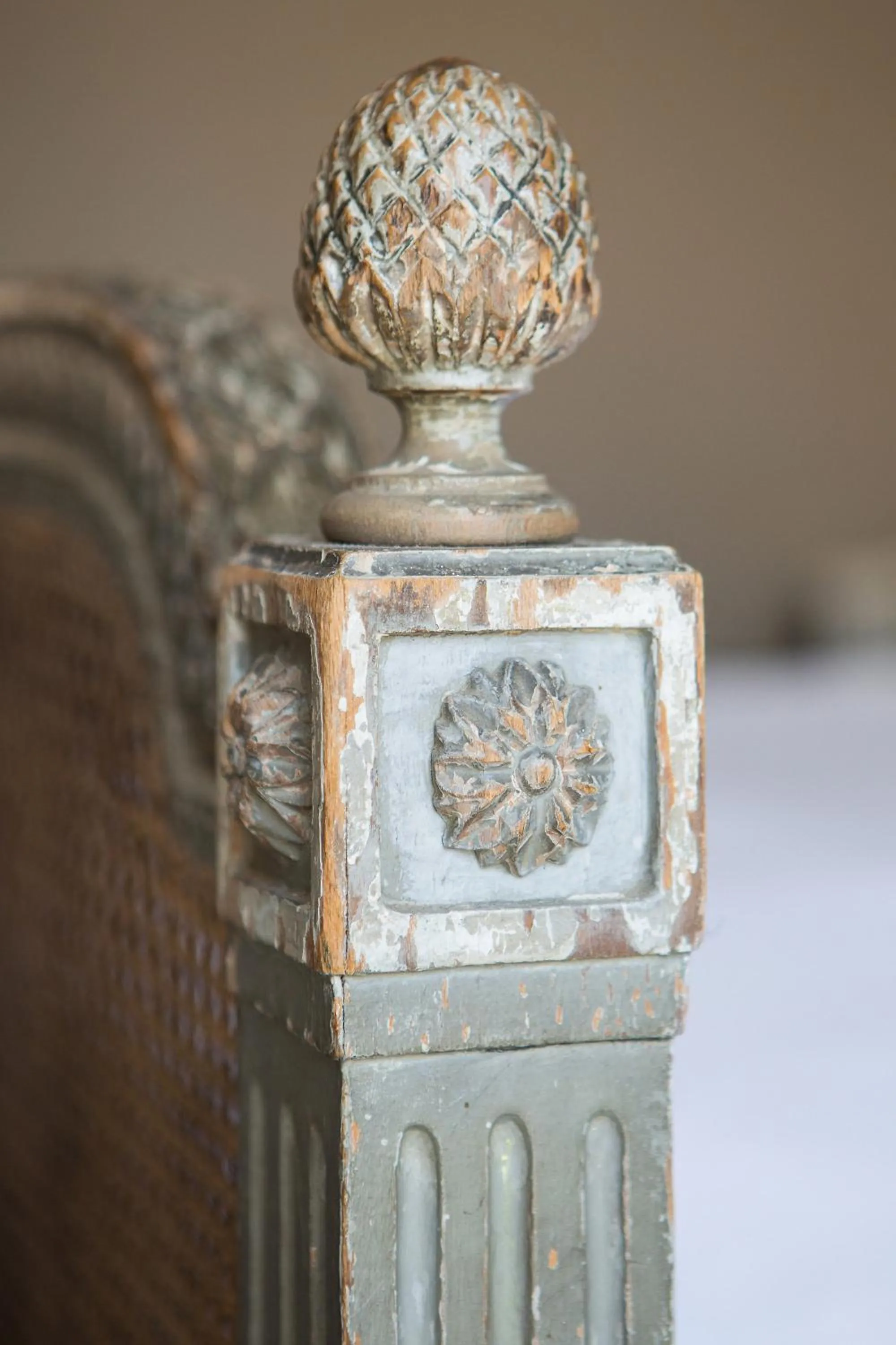 Bed in Grays Court Hotel