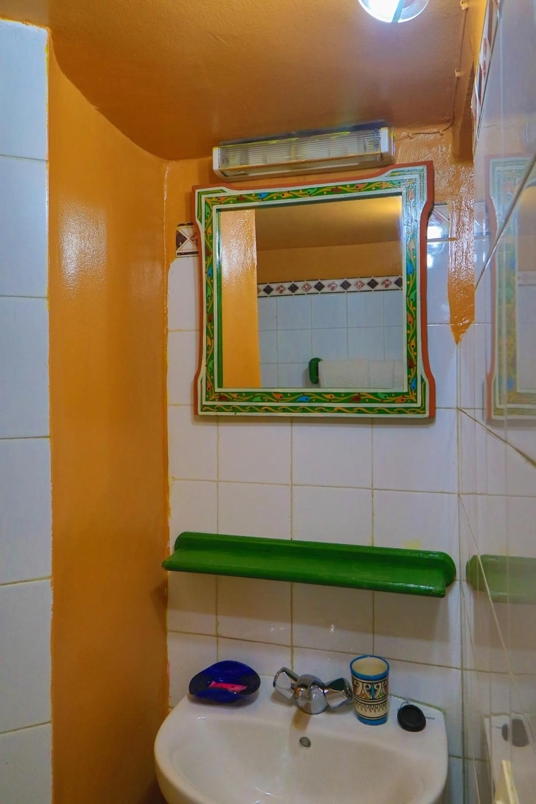 Bathroom in Les Matins Bleus