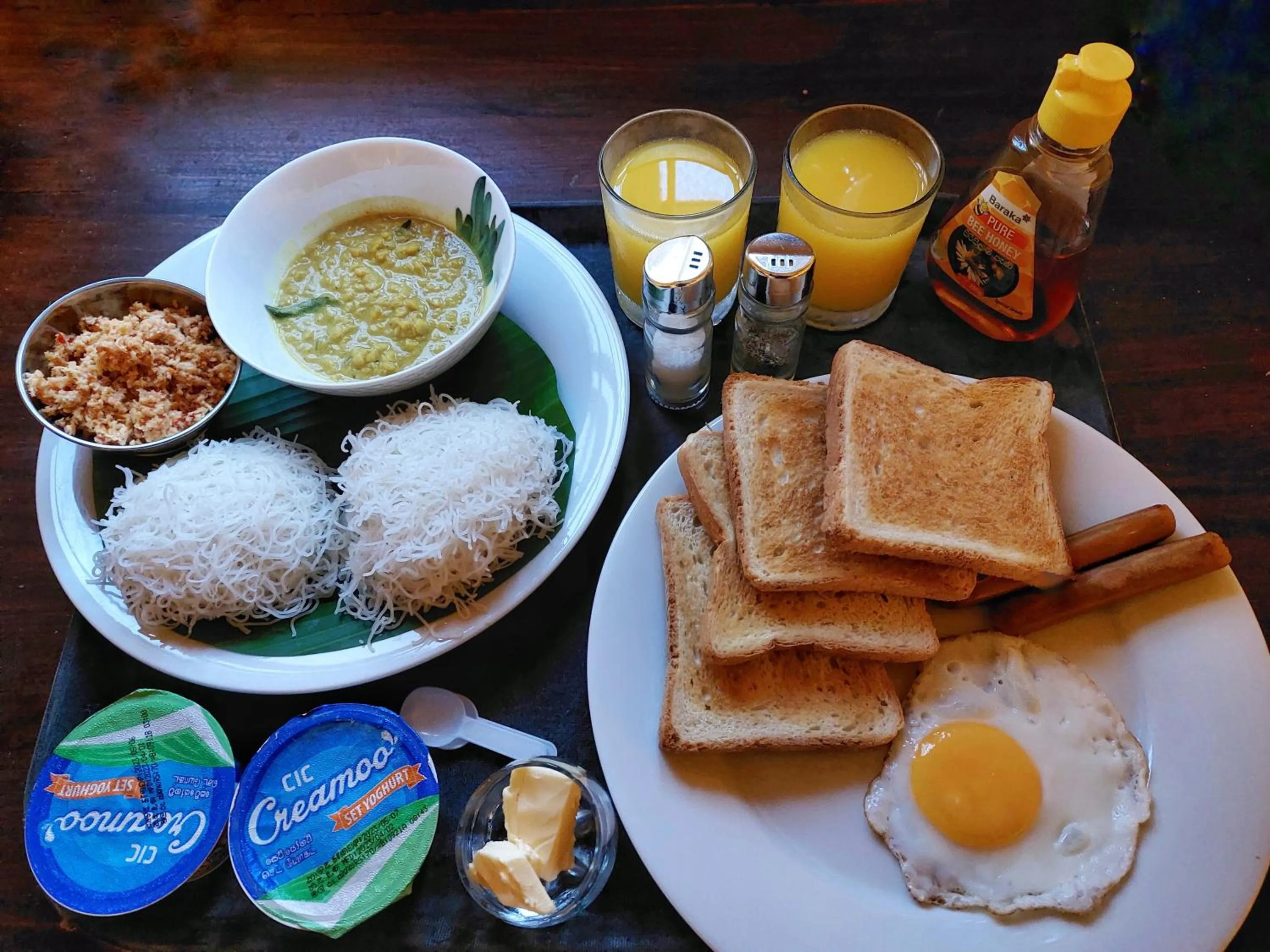 Breakfast in CHEN VILLA - Near Airport