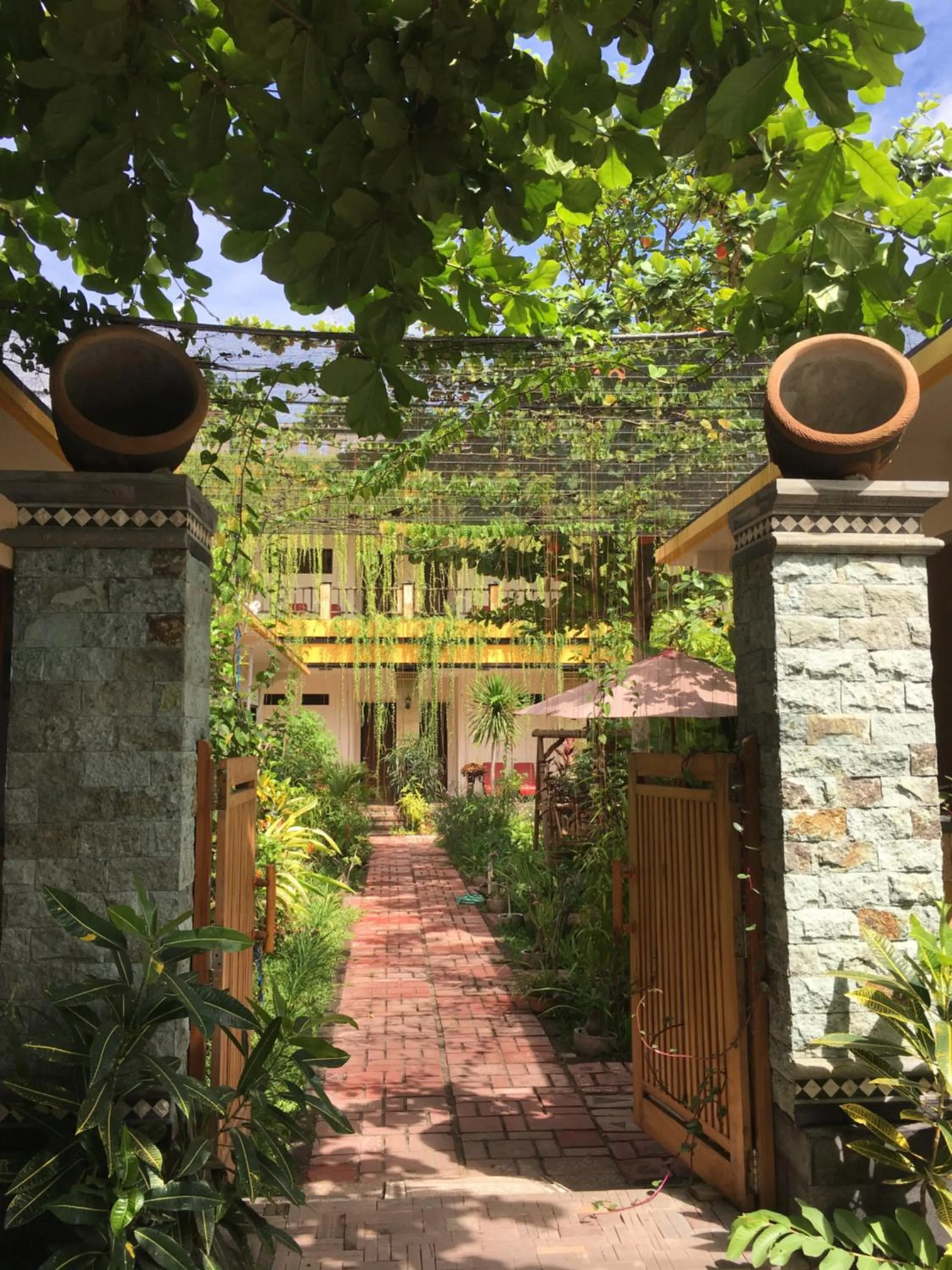 Facade/entrance in Saka Boutique Hotel