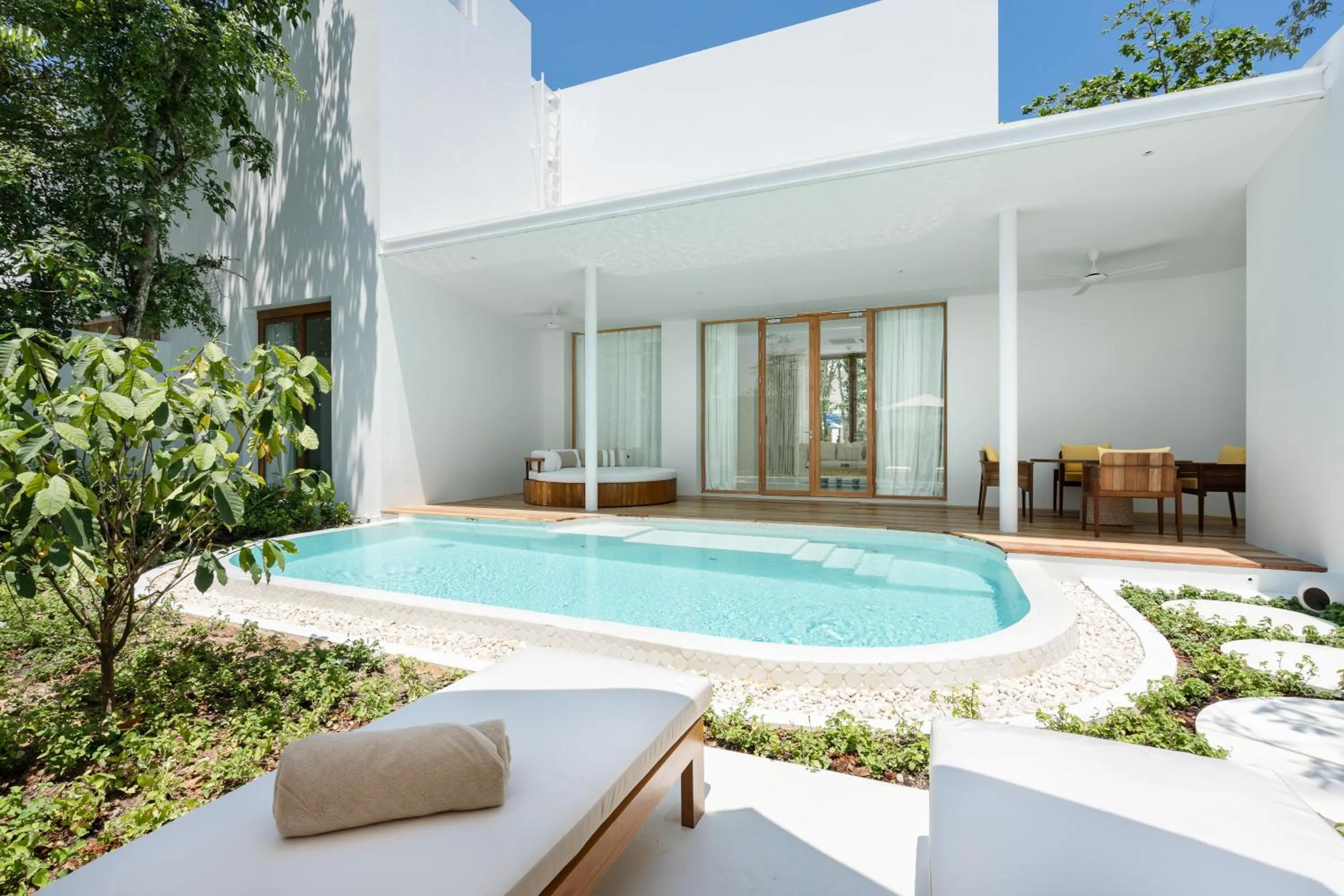 Photo of the whole room in SALA Samui Chaweng Beach Resort