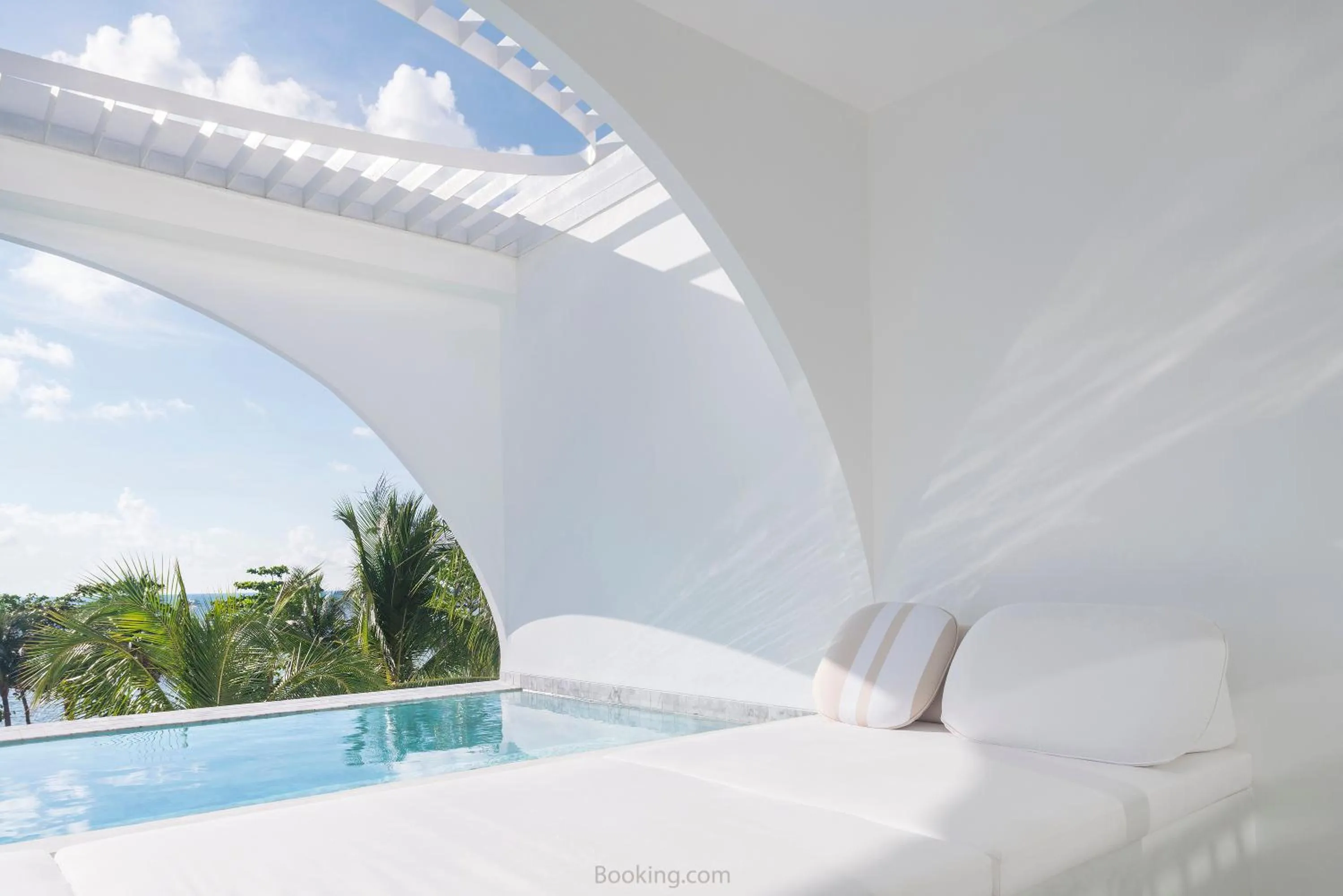 Day in SALA Samui Chaweng Beach Resort