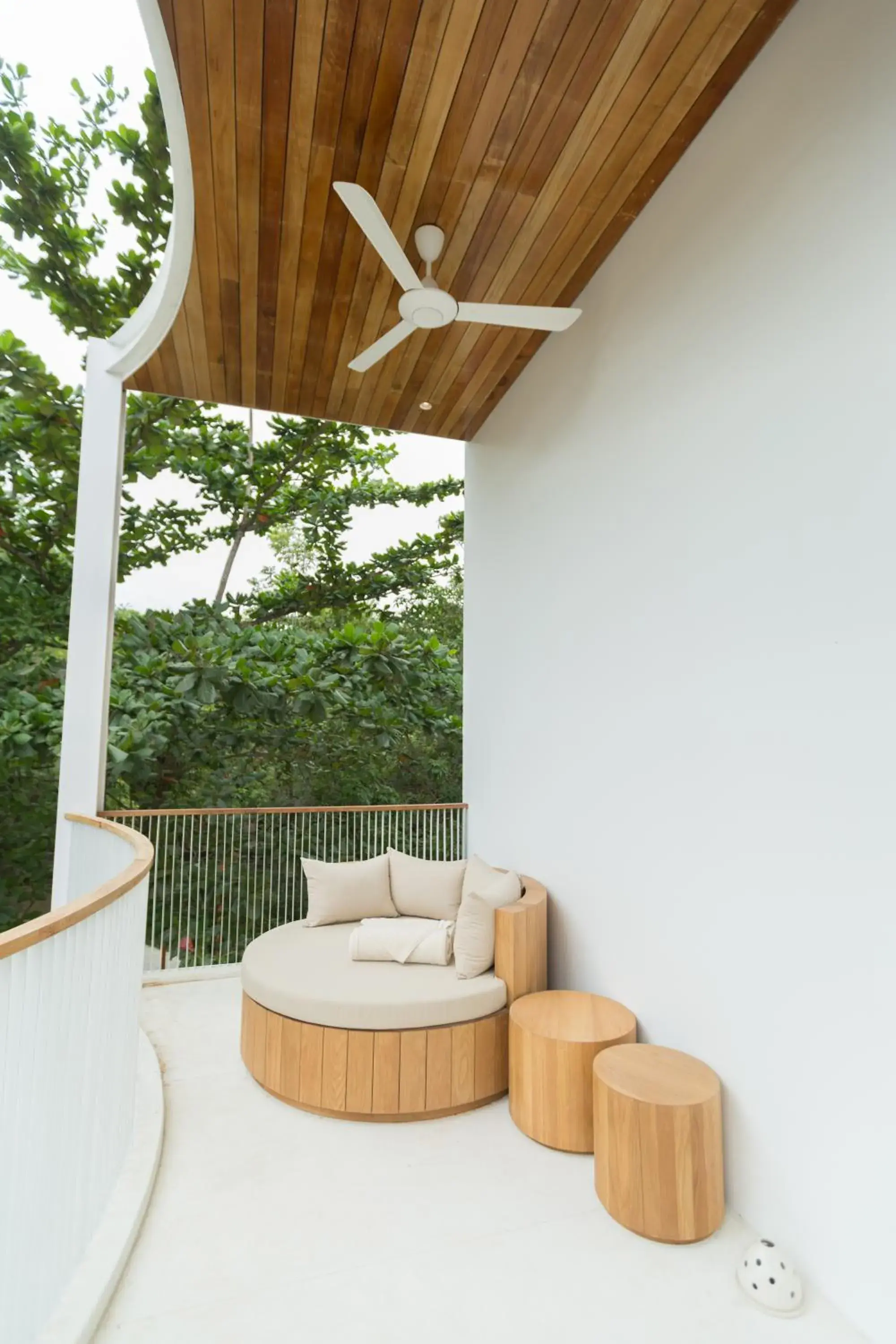 Garden Deluxe Balcony in SALA Samui Chaweng Beach Resort Garden Deluxe Balcony in SALA Samui Chaweng Beach Resort