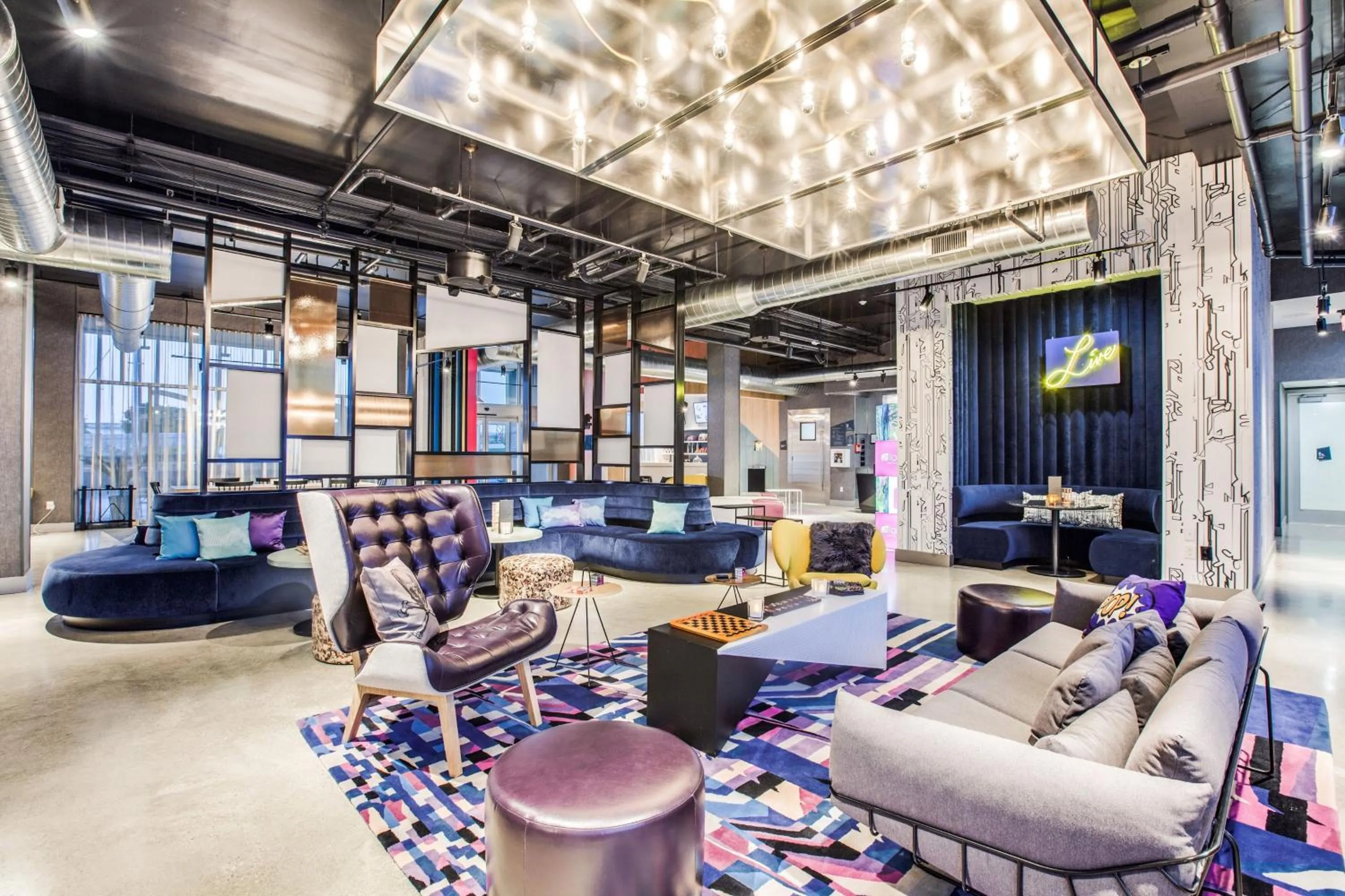 Lobby or reception in Aloft Dallas Arlington Entertainment District