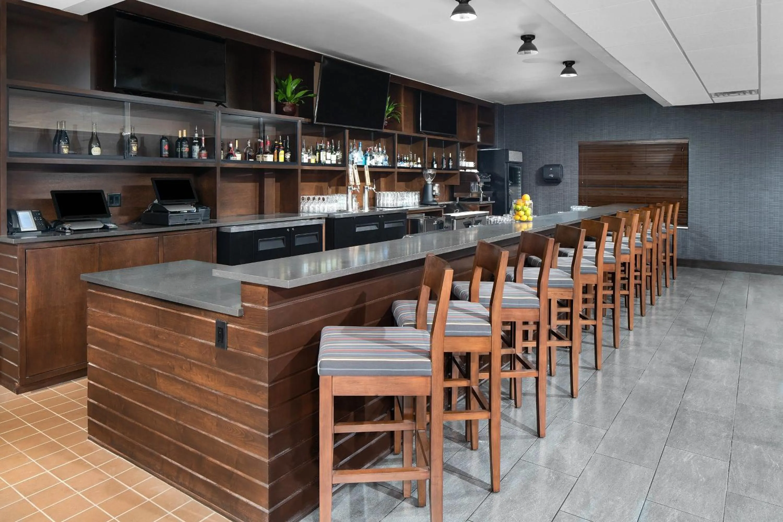 Restaurant/places to eat in Four Points by Sheraton Oklahoma City Airport