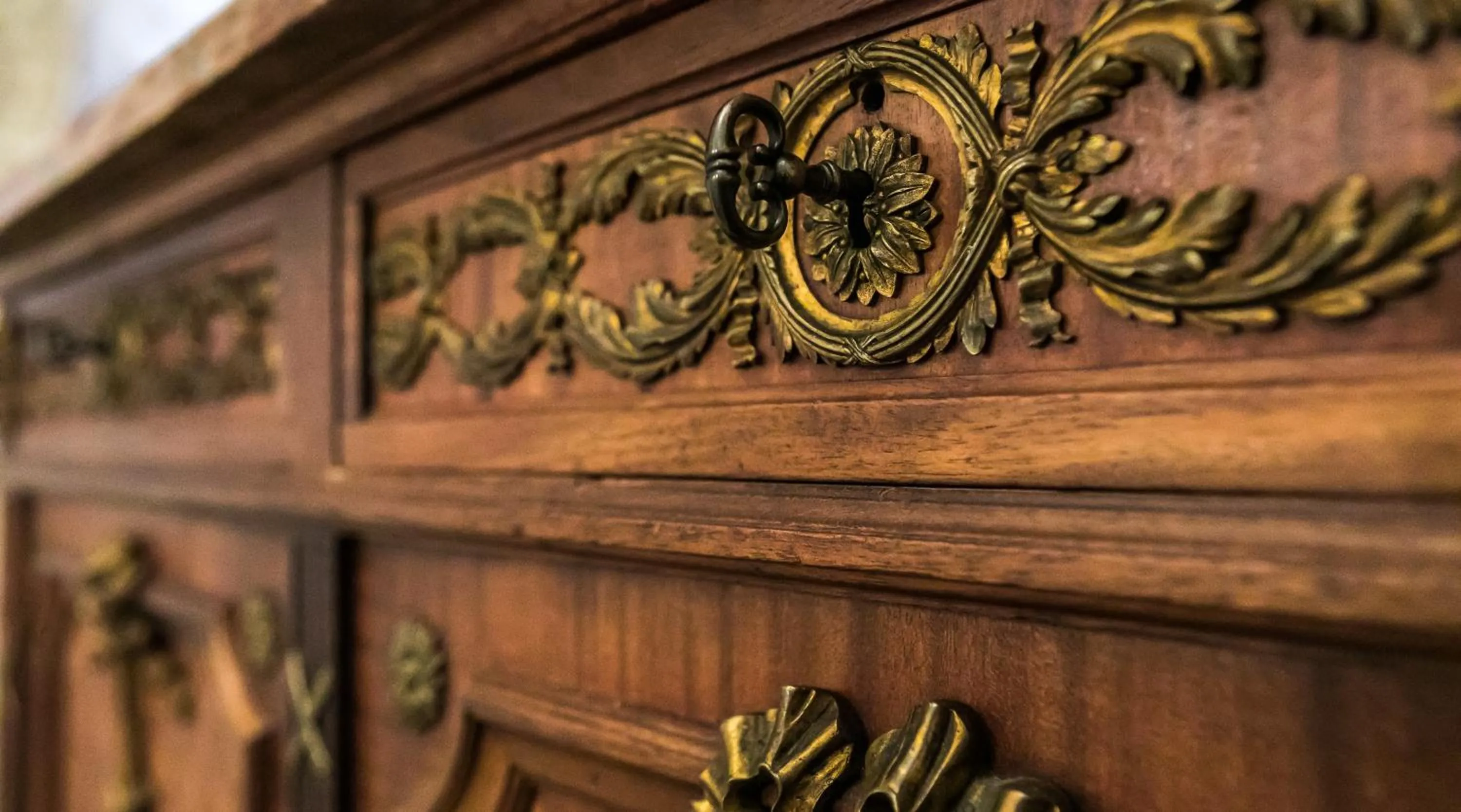 Decorative detail in Exclusive Royal Apartments