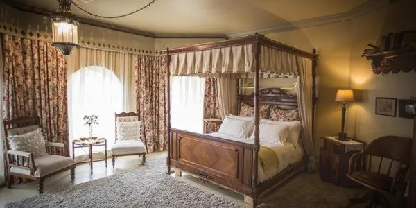 Bed in Schoon Huis Manor