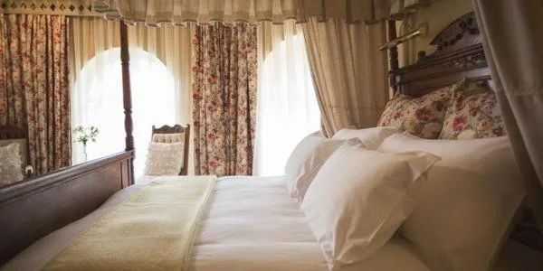 Bed in Schoon Huis Manor