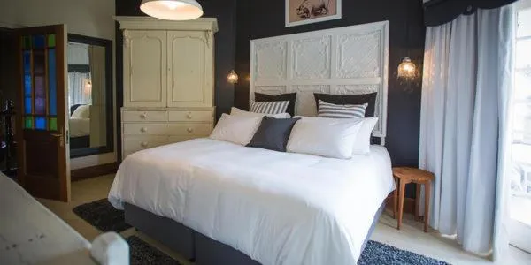 Bed in Schoon Huis Manor