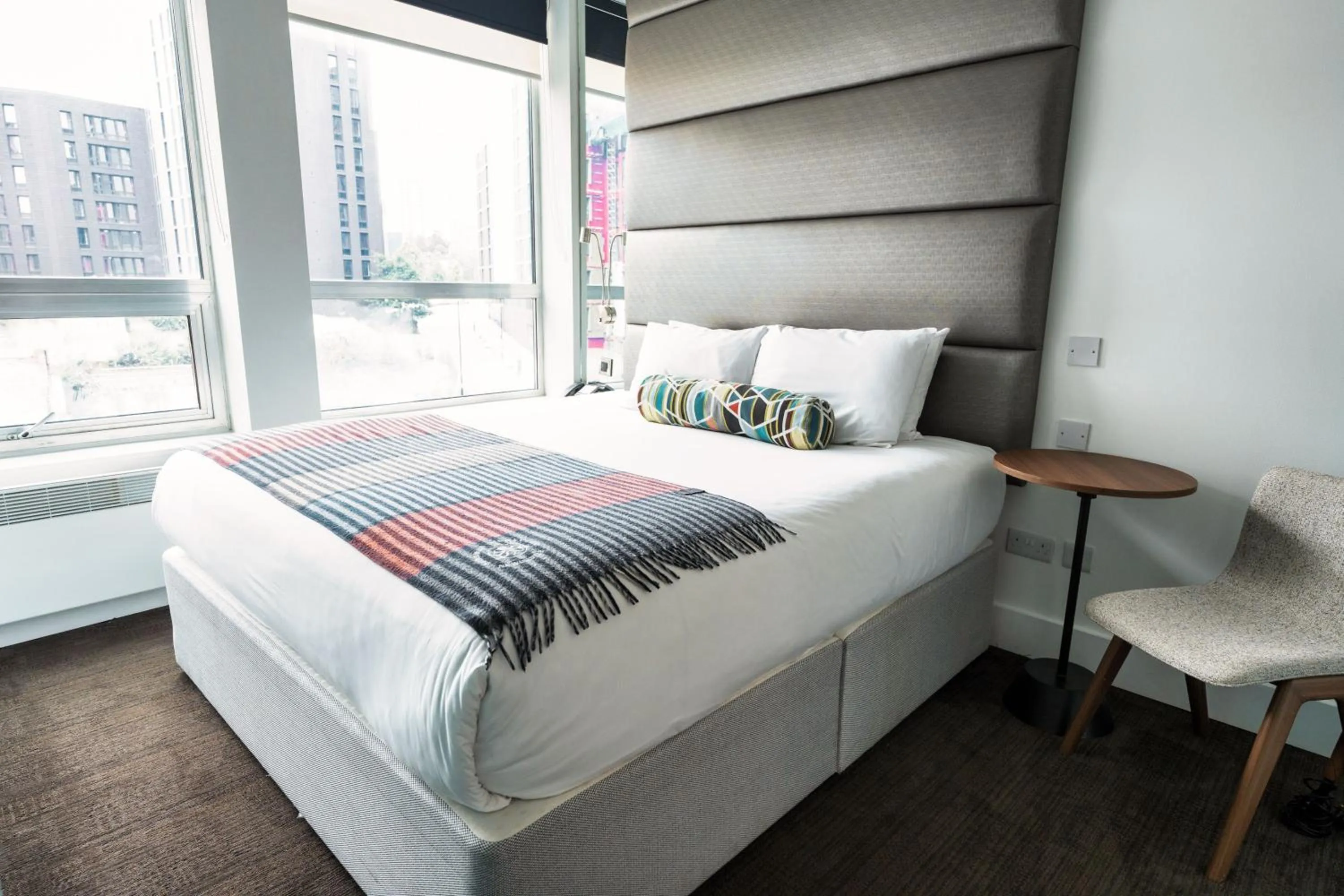 Bedroom, Bed in Sandman Signature Newcastle Hotel