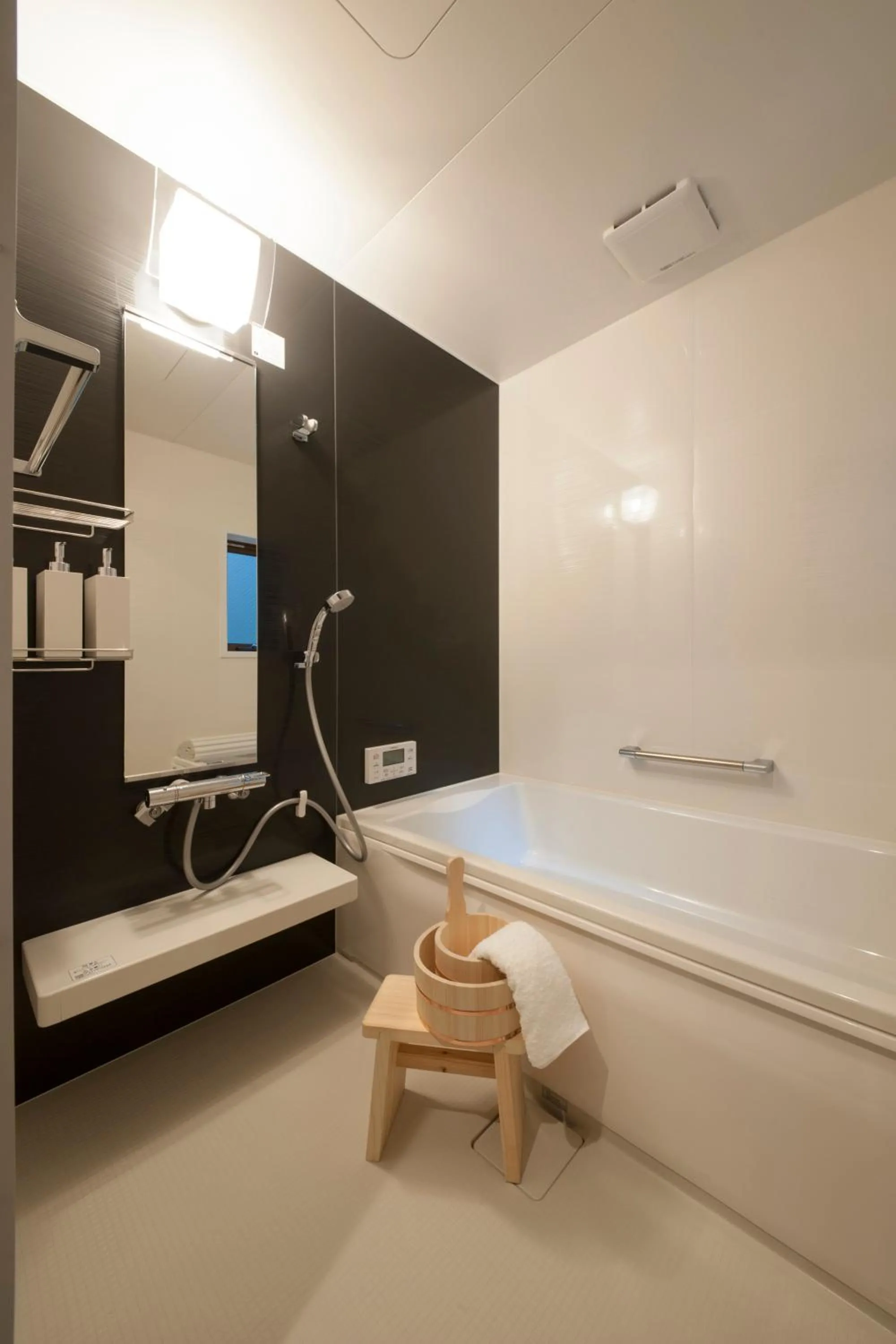 Bathroom in Daimaru-un