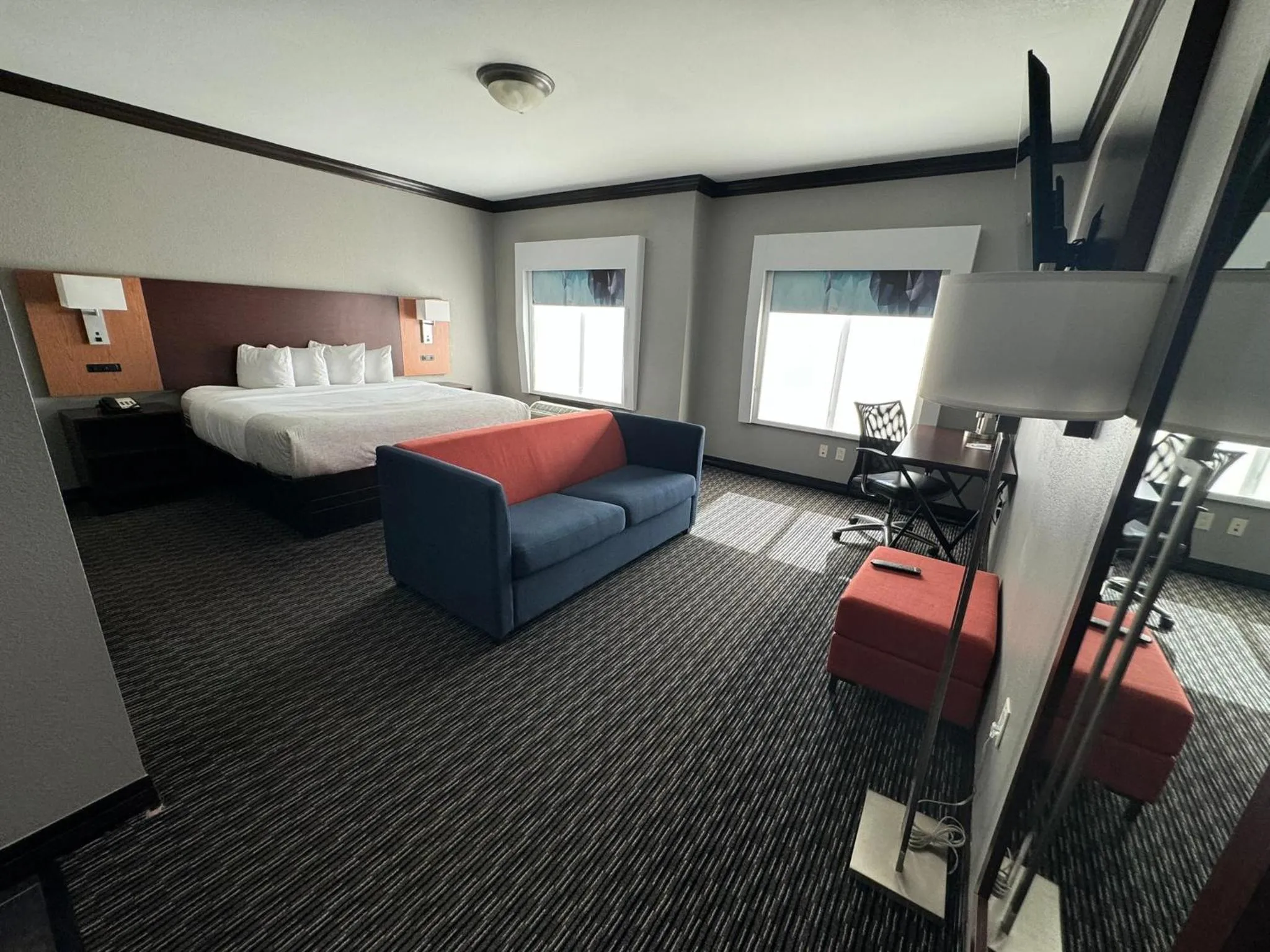 Bedroom, Bed in Hawthorn Suites by Wyndham Lubbock