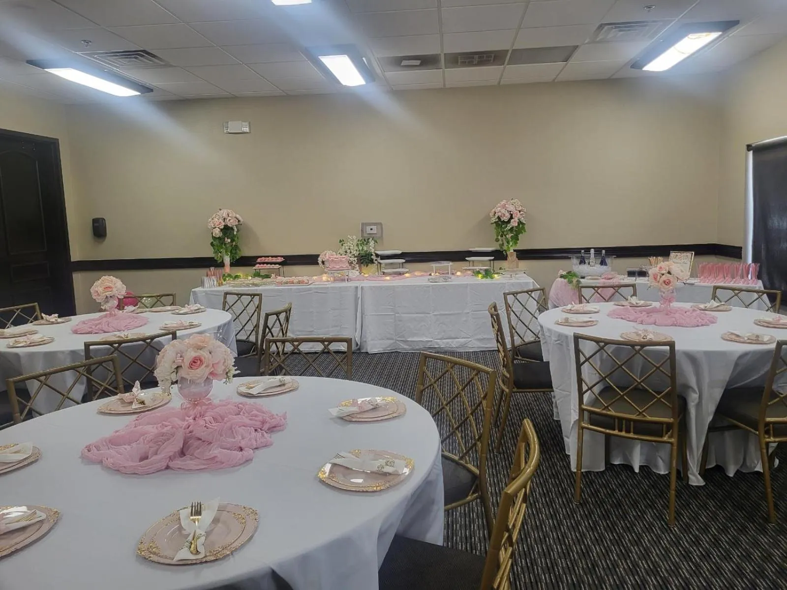 Meeting/conference room in Hawthorn Suites by Wyndham Lubbock