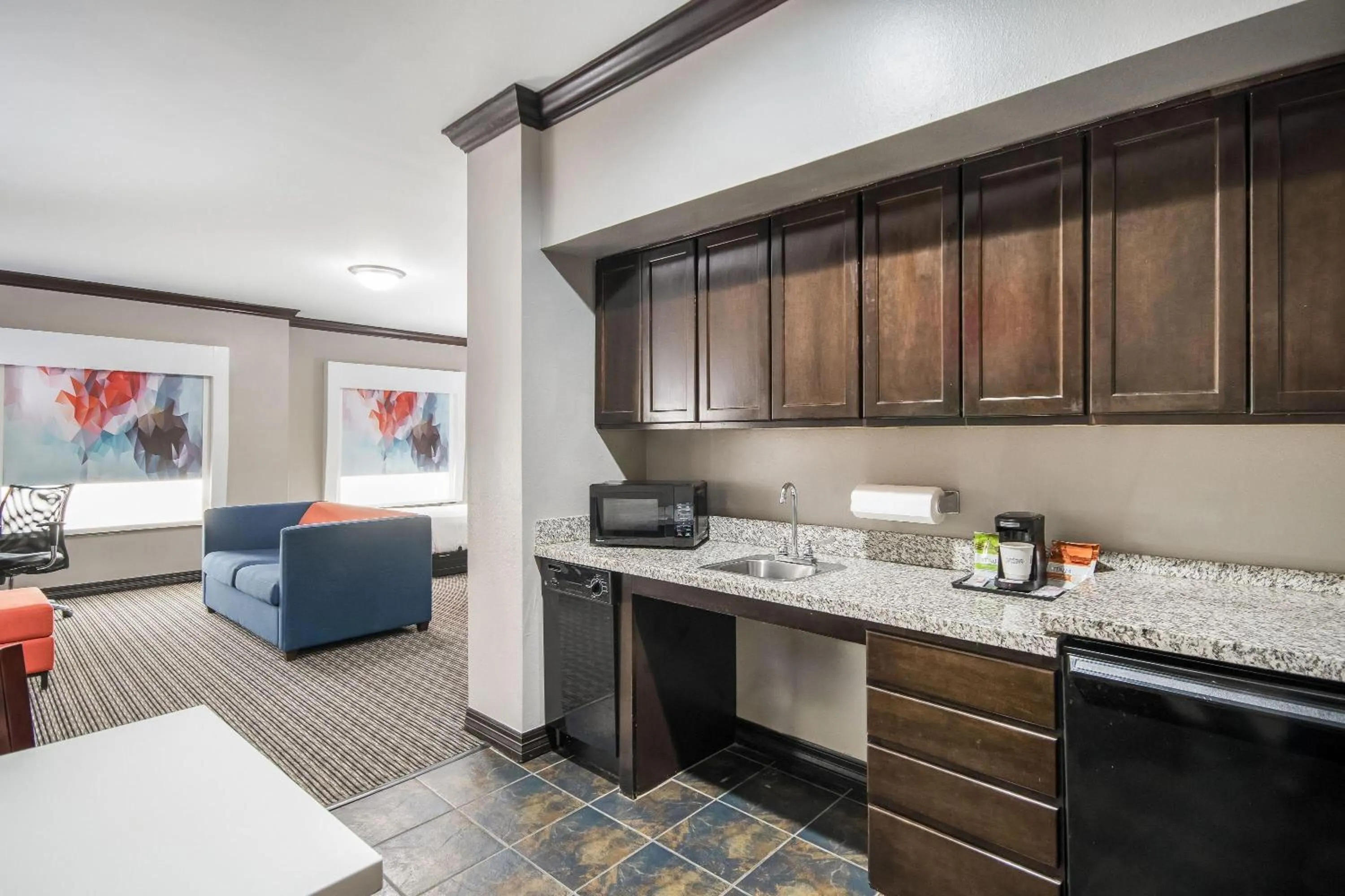 Bed in Hawthorn Suites by Wyndham Lubbock