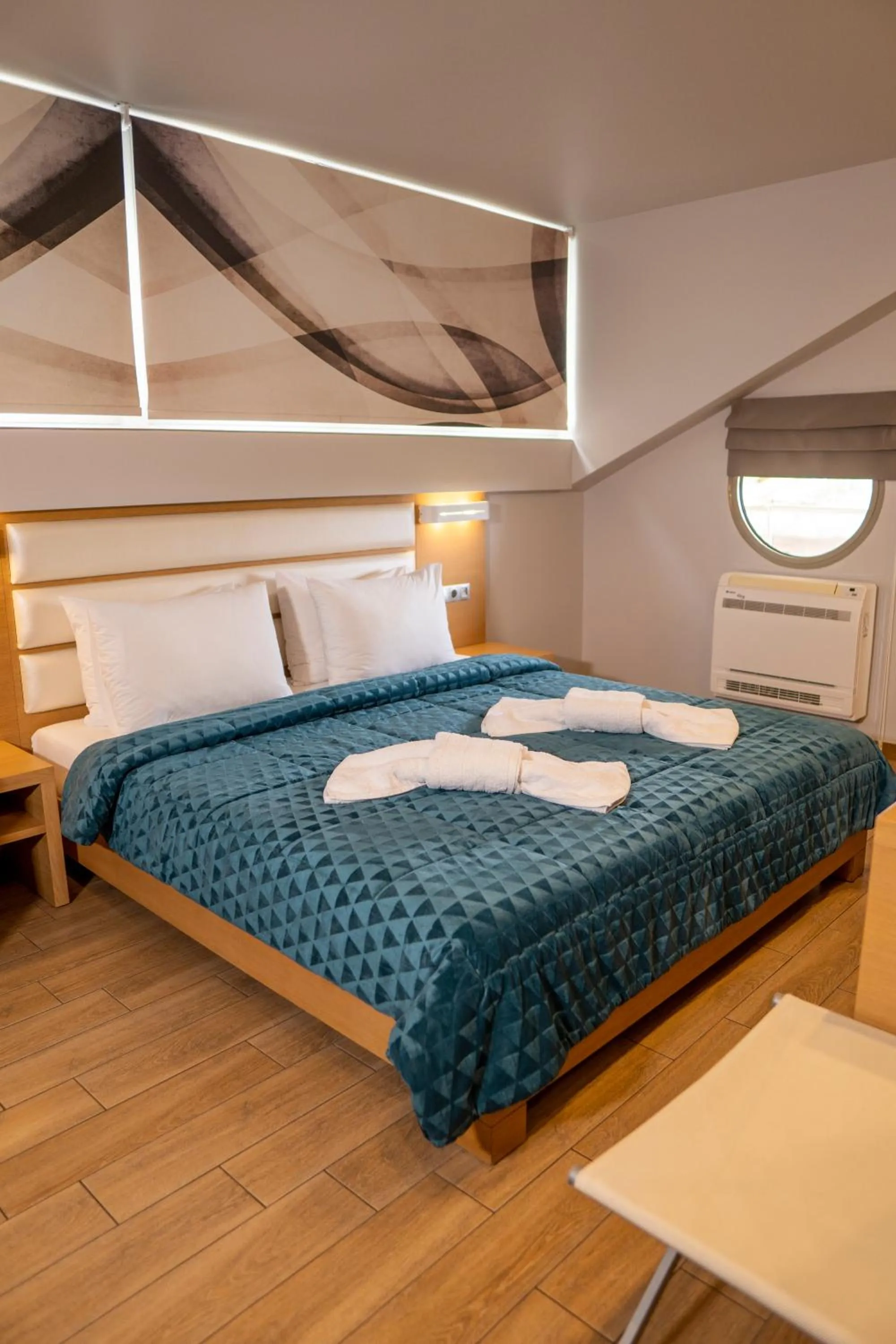 Bed in Hotel Epavlis Eleftheriadi