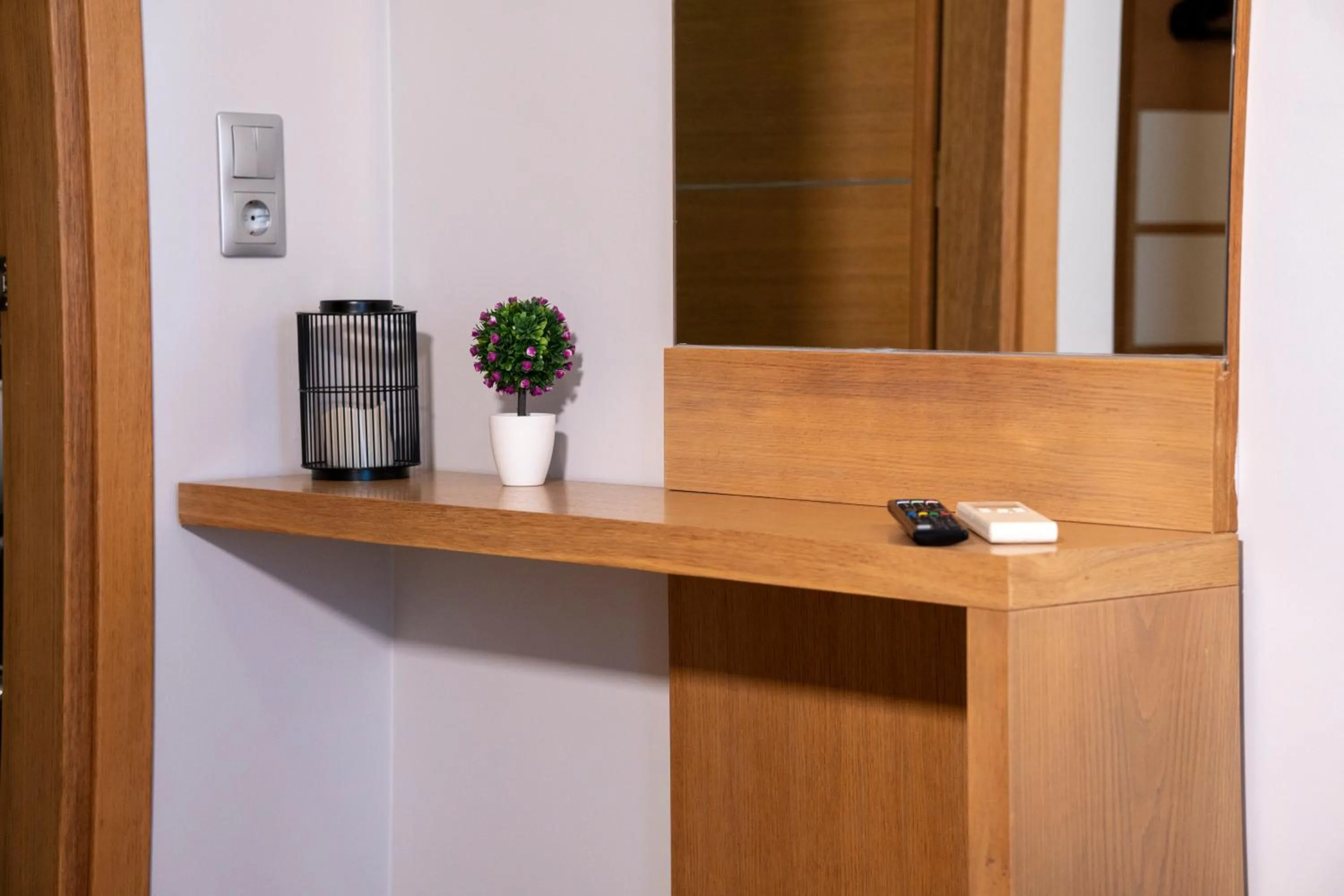 Decorative detail in Hotel Epavlis Eleftheriadi