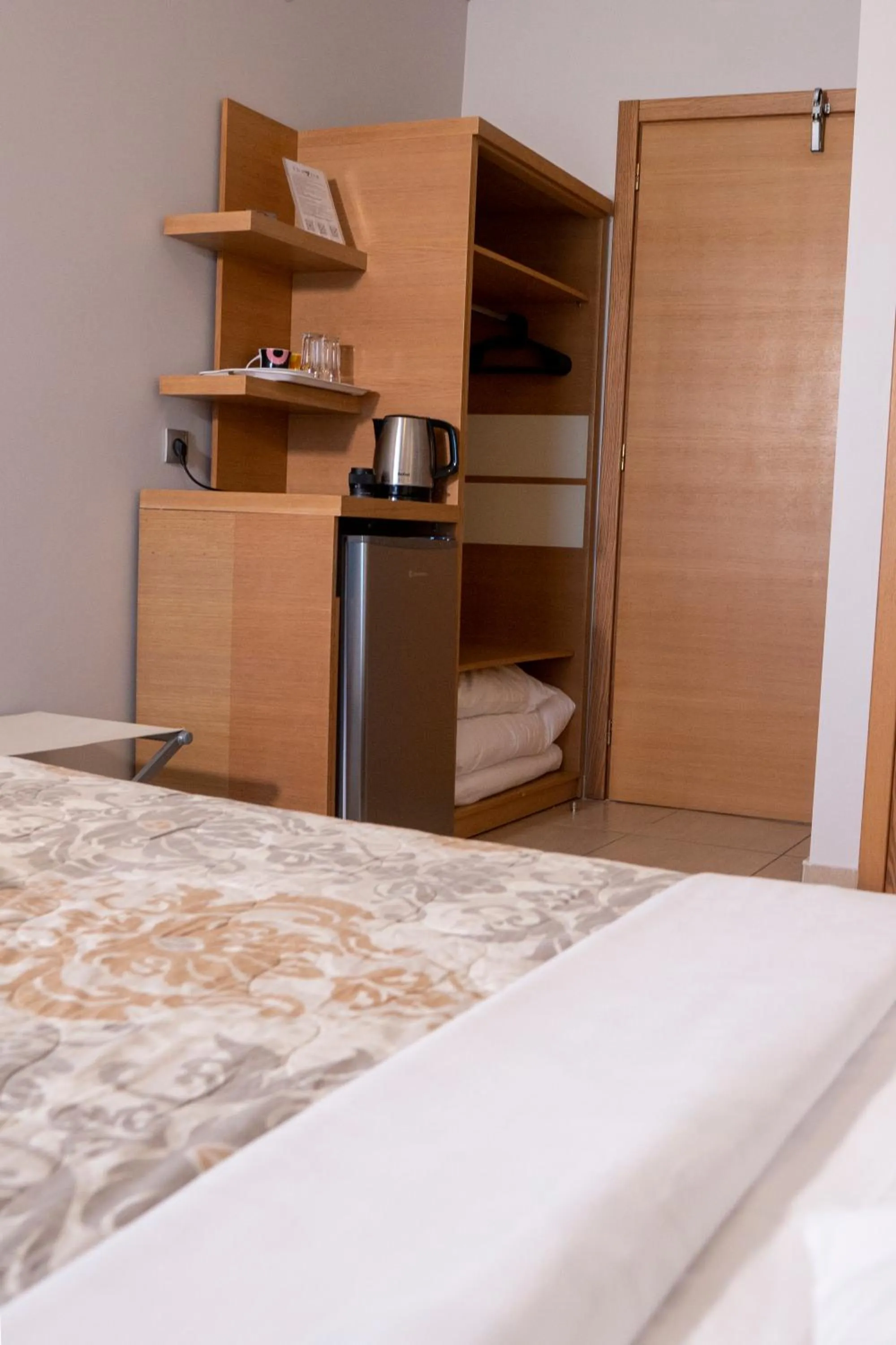 Bed in Hotel Epavlis Eleftheriadi