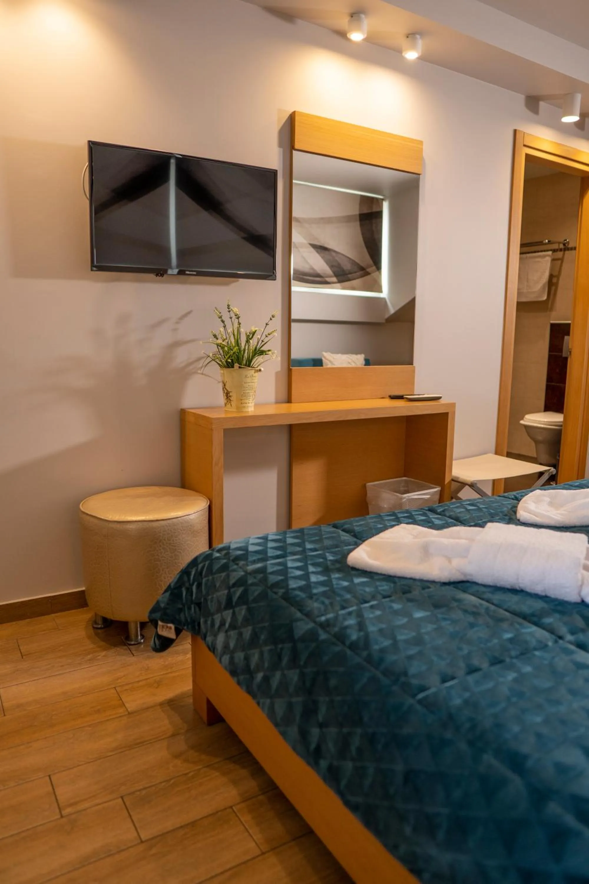 Bed in Hotel Epavlis Eleftheriadi