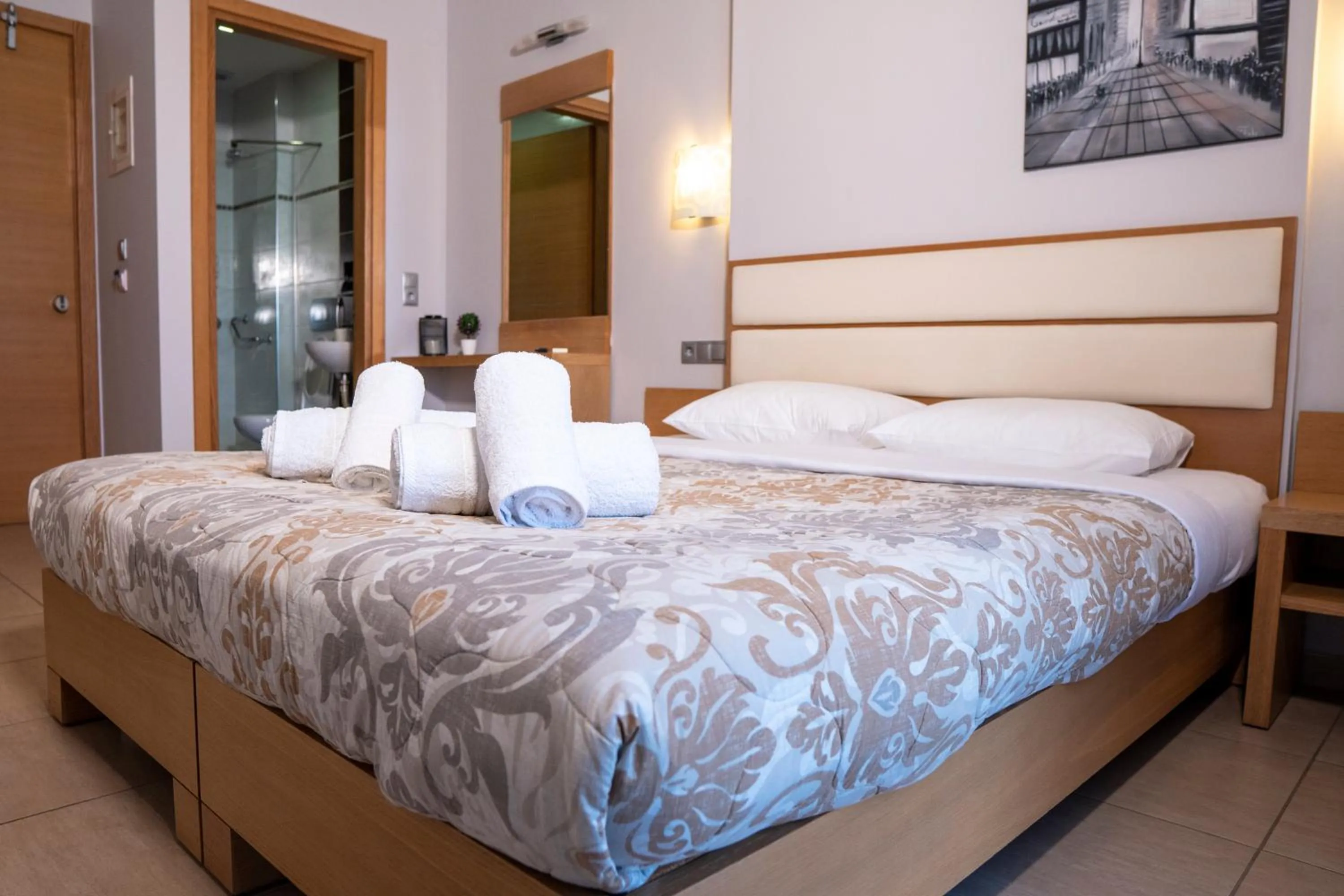 Bed in Hotel Epavlis Eleftheriadi