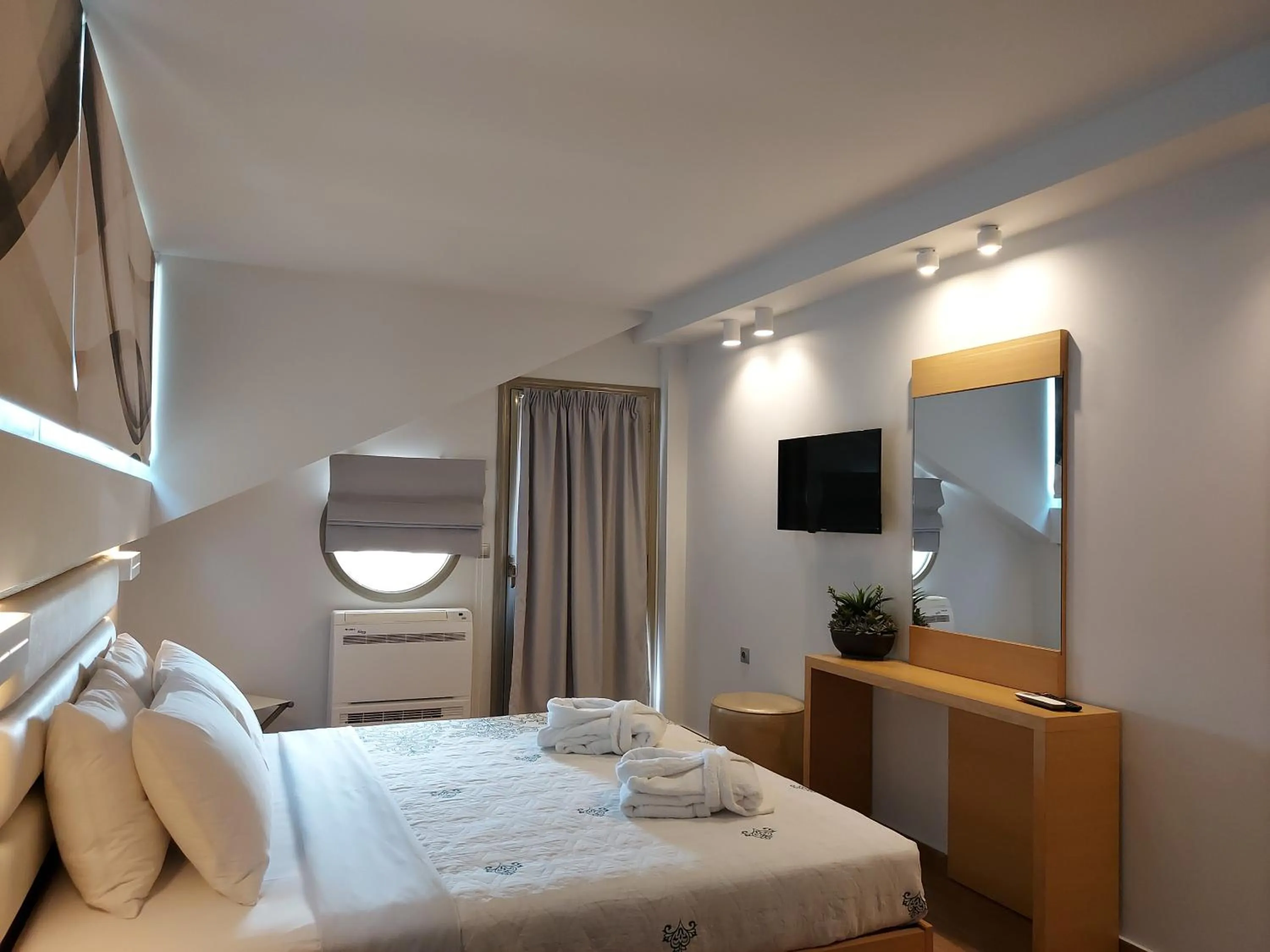 Deluxe Double Room with Sea View in Hotel Epavlis Eleftheriadi