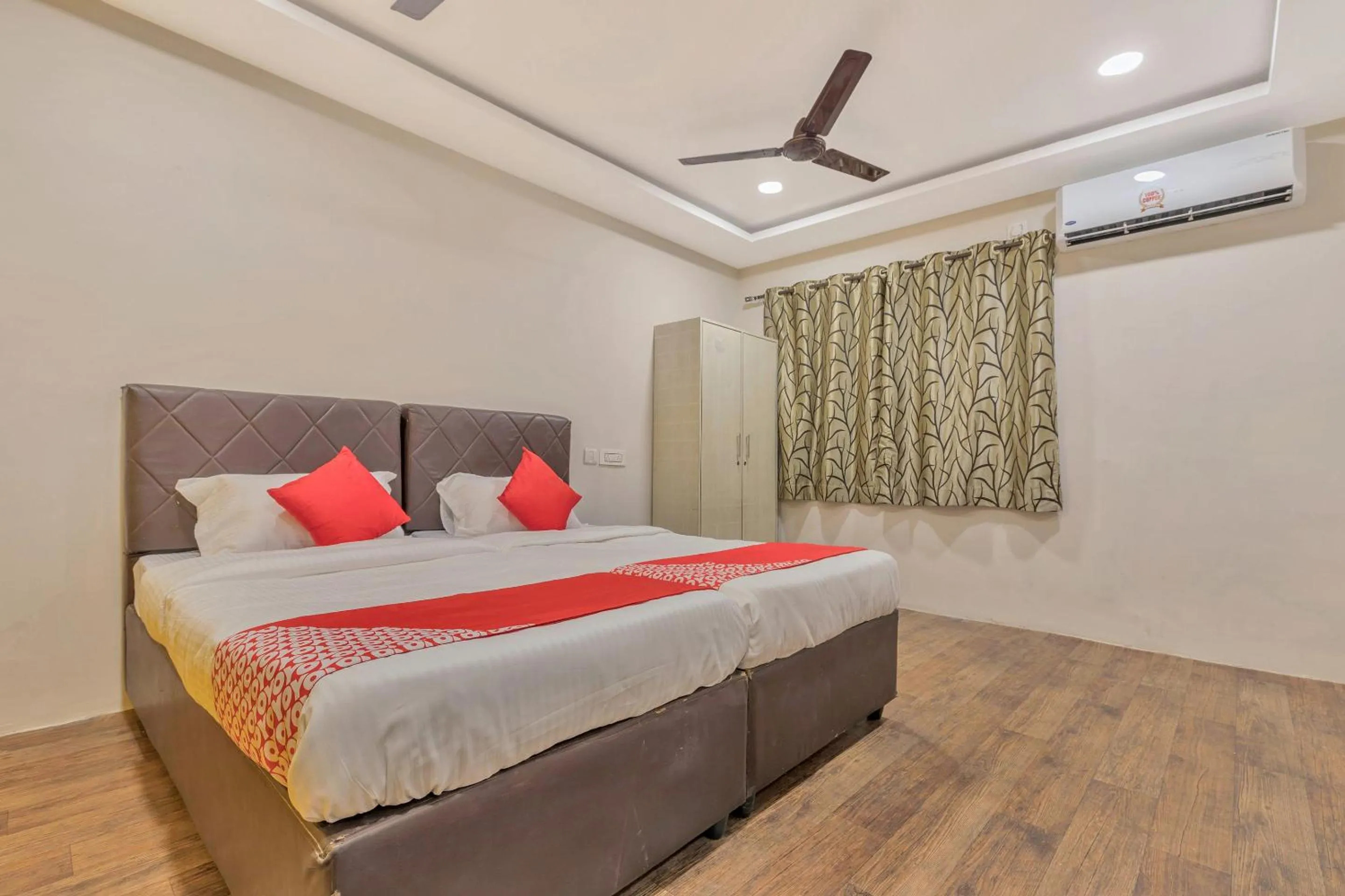 Bedroom, Bed in HOTEL O ANKITHA GRAND