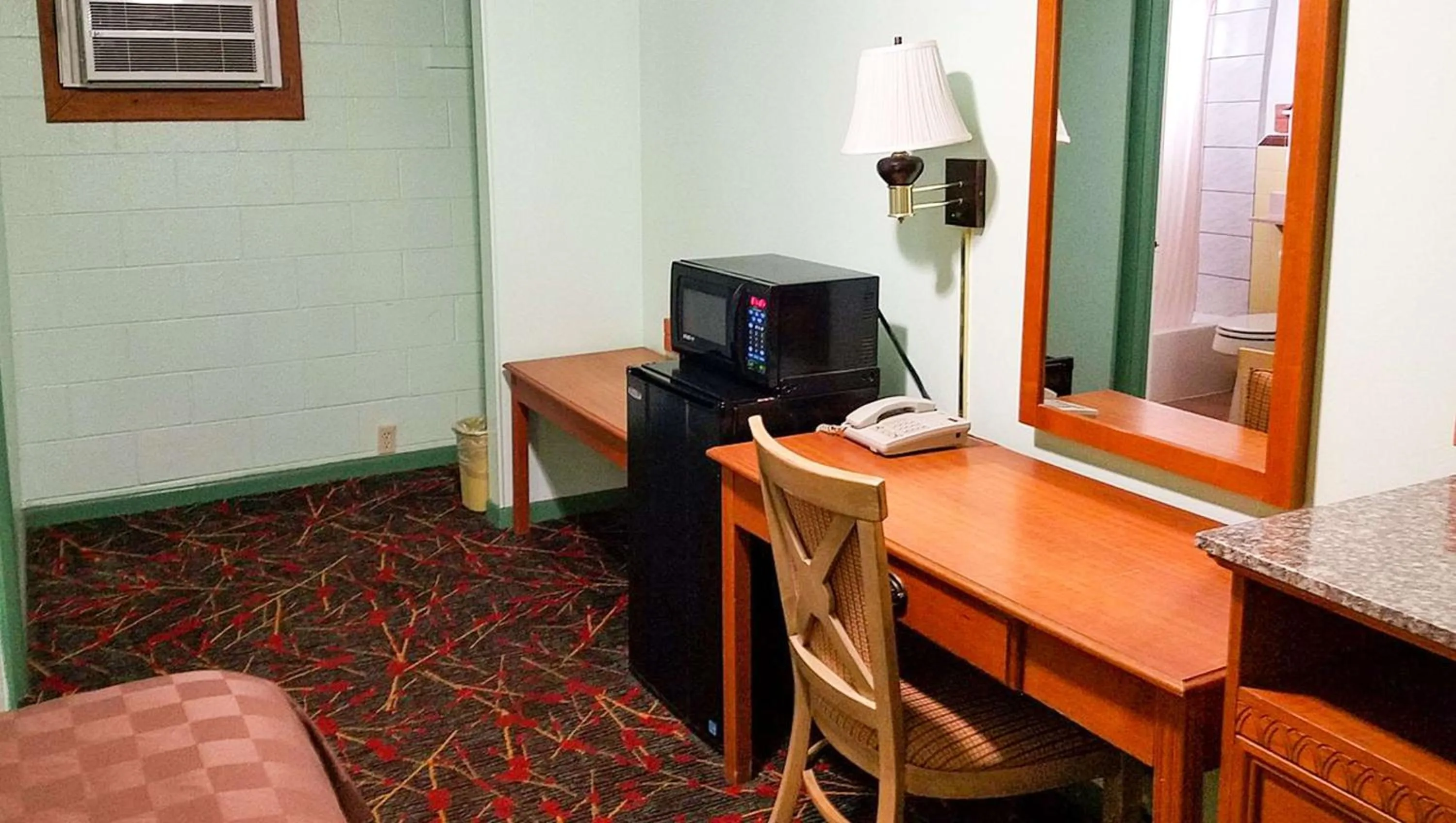 Photo of the whole room in American Inn & Suites Childress