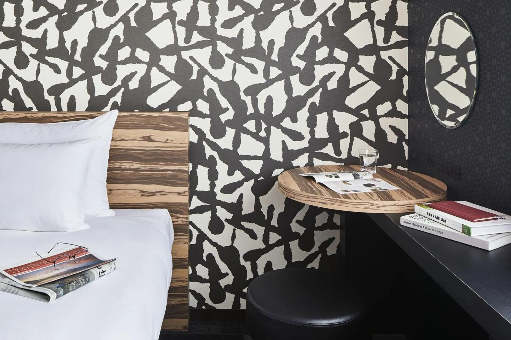 Photo of the whole room in the b asakusa