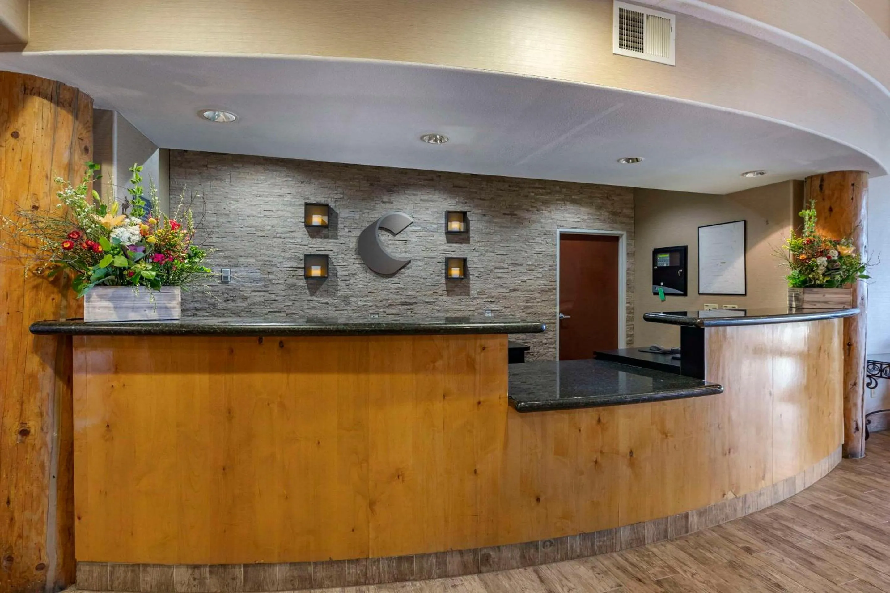 Lobby or reception in Comfort Suites Golden West on Evergreen Parkway