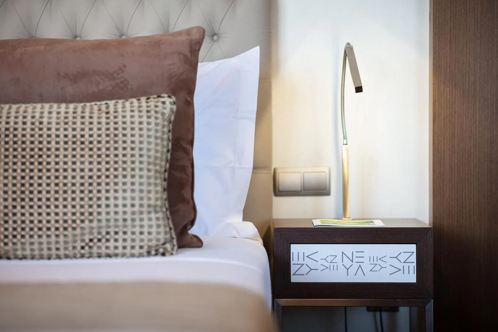 Bed in NEYA Lisboa Hotel