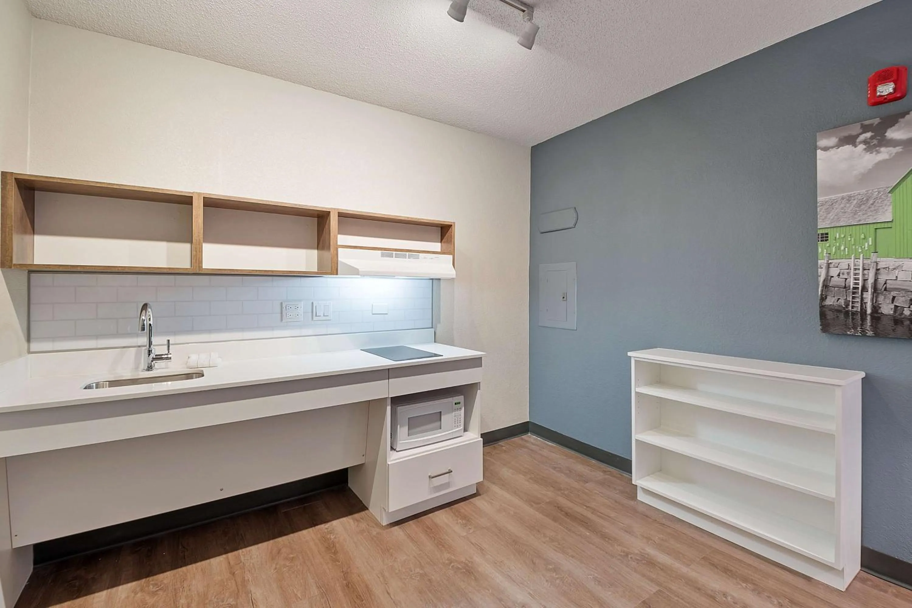 Kitchen or kitchenette in Extended Stay America Suites - Miami - Airport - Blue Lagoon
