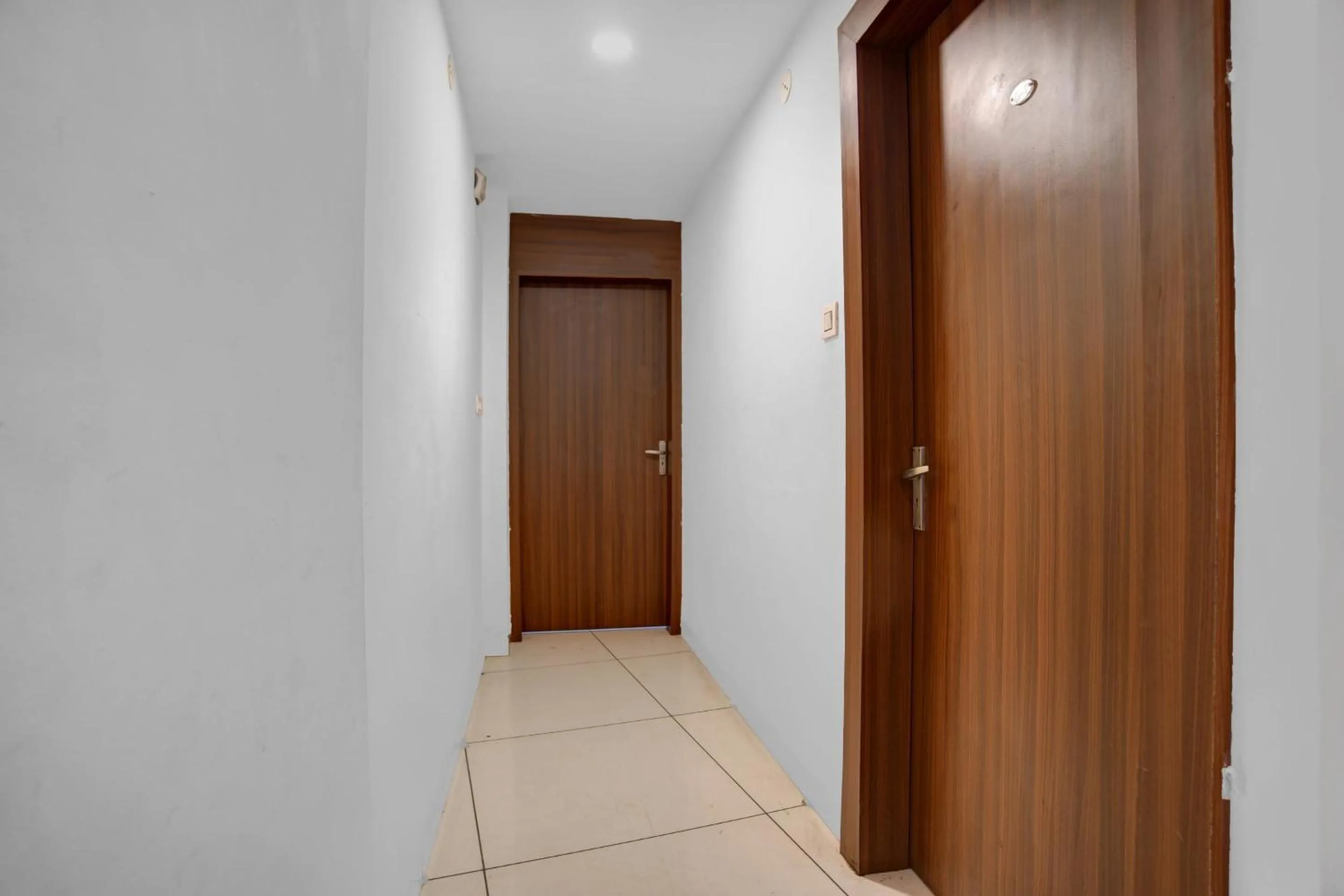 Lobby or reception in Collection O Jineshwari Hotel