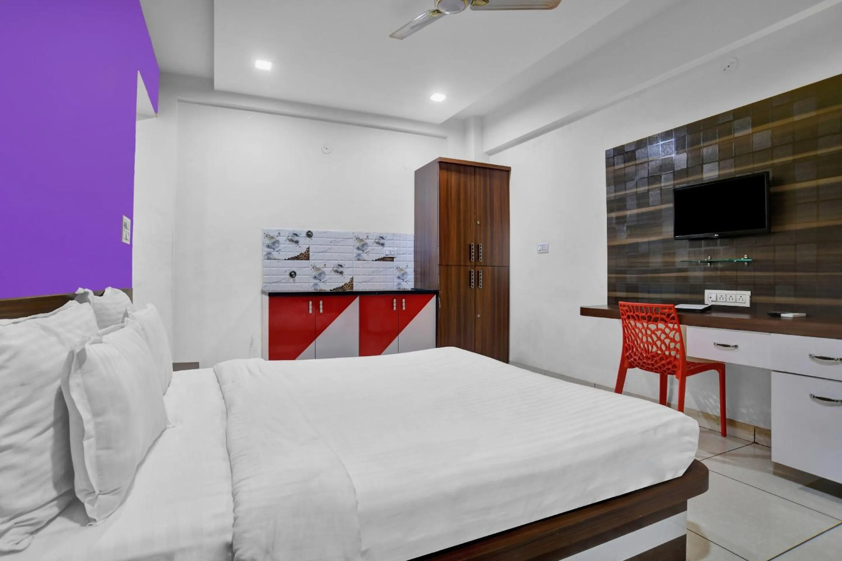 Bedroom, Bed in Collection O Jineshwari Hotel