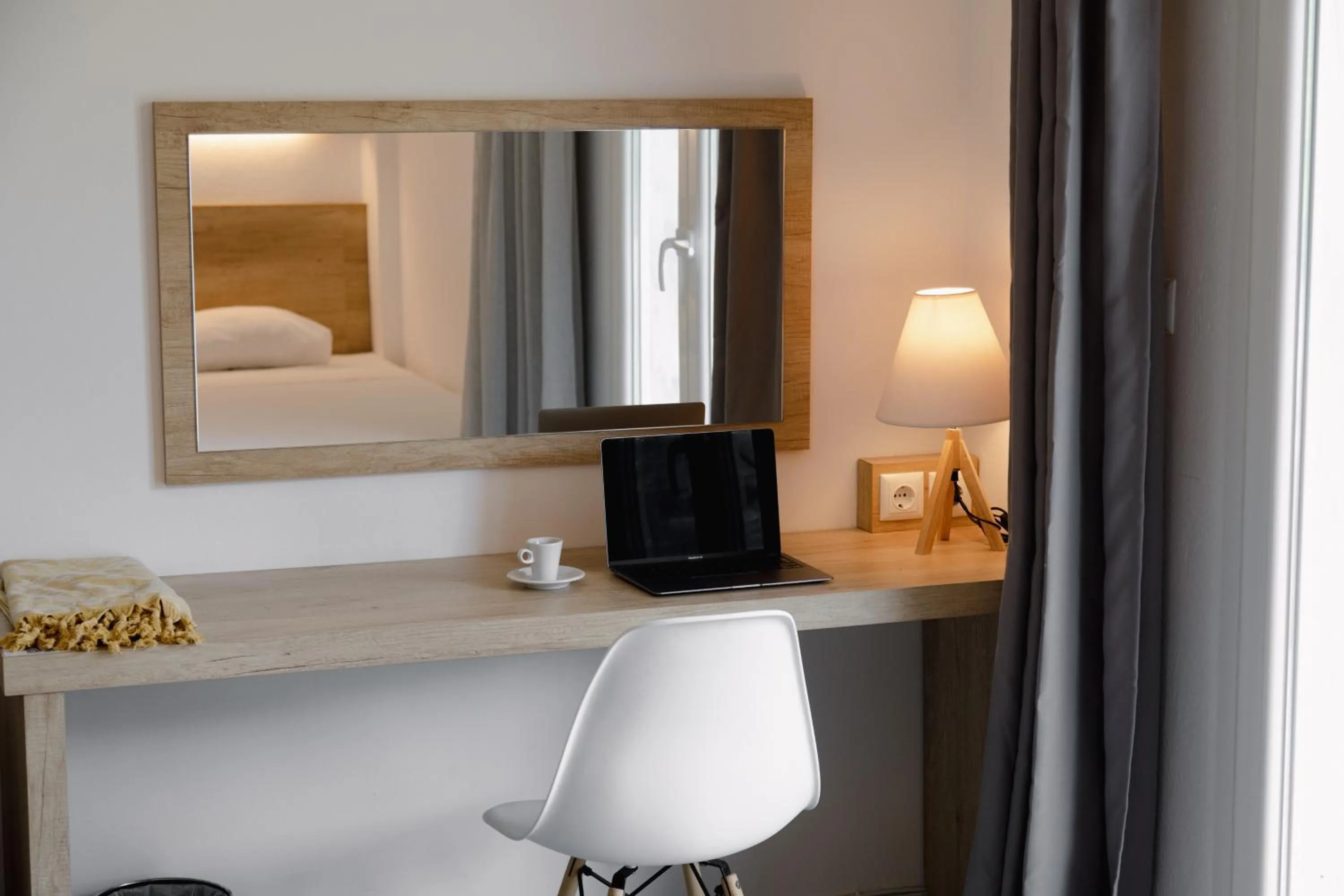 Seating area in Calma Beach Hotel