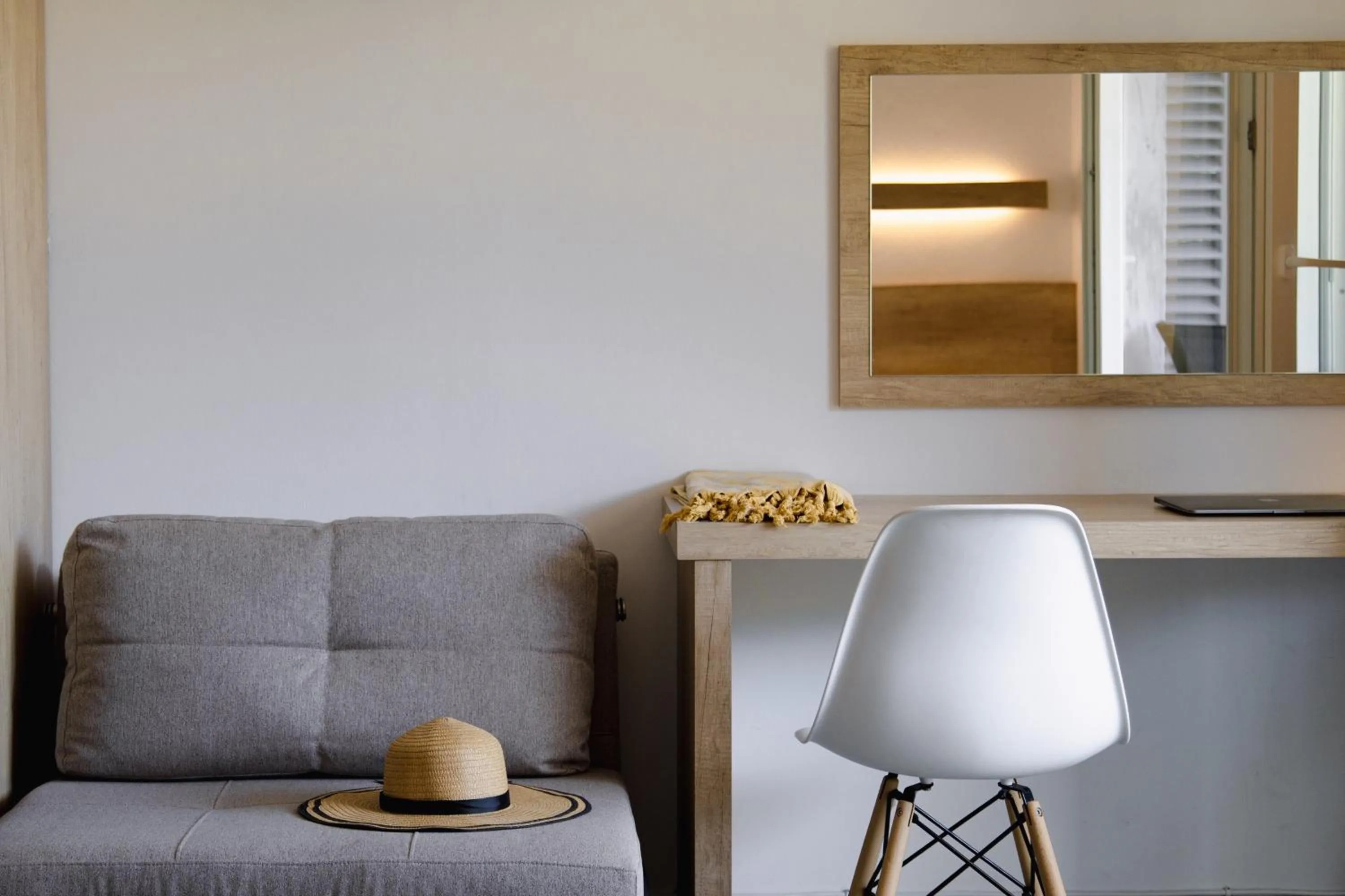 Seating area in Calma Beach Hotel