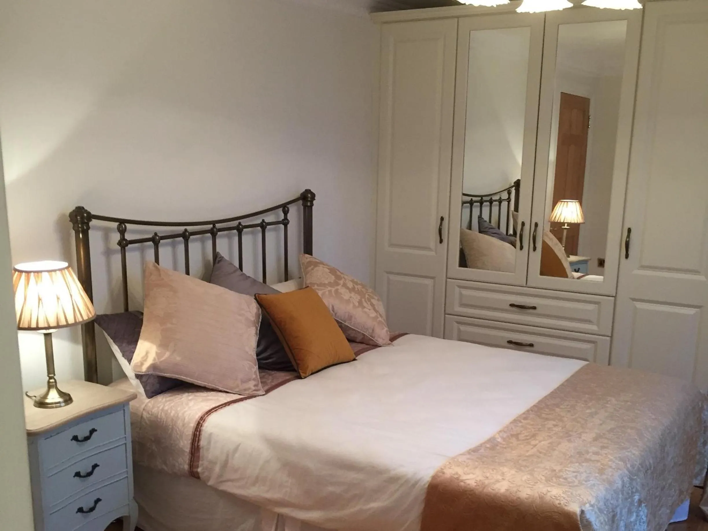 Other, Bed in The Old Dispensary